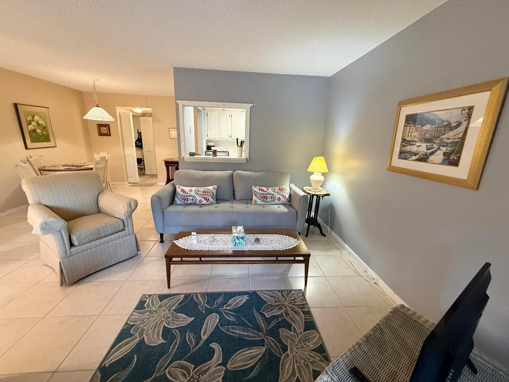 TILFORD O CONDO - Residential Lease