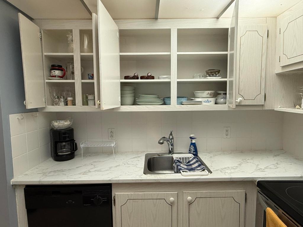 TILFORD O CONDO - Residential Lease