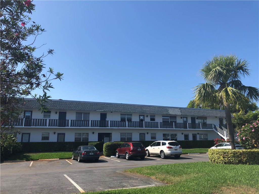 CEDAR POINTE CONDO VILLAGE 8 - Residential