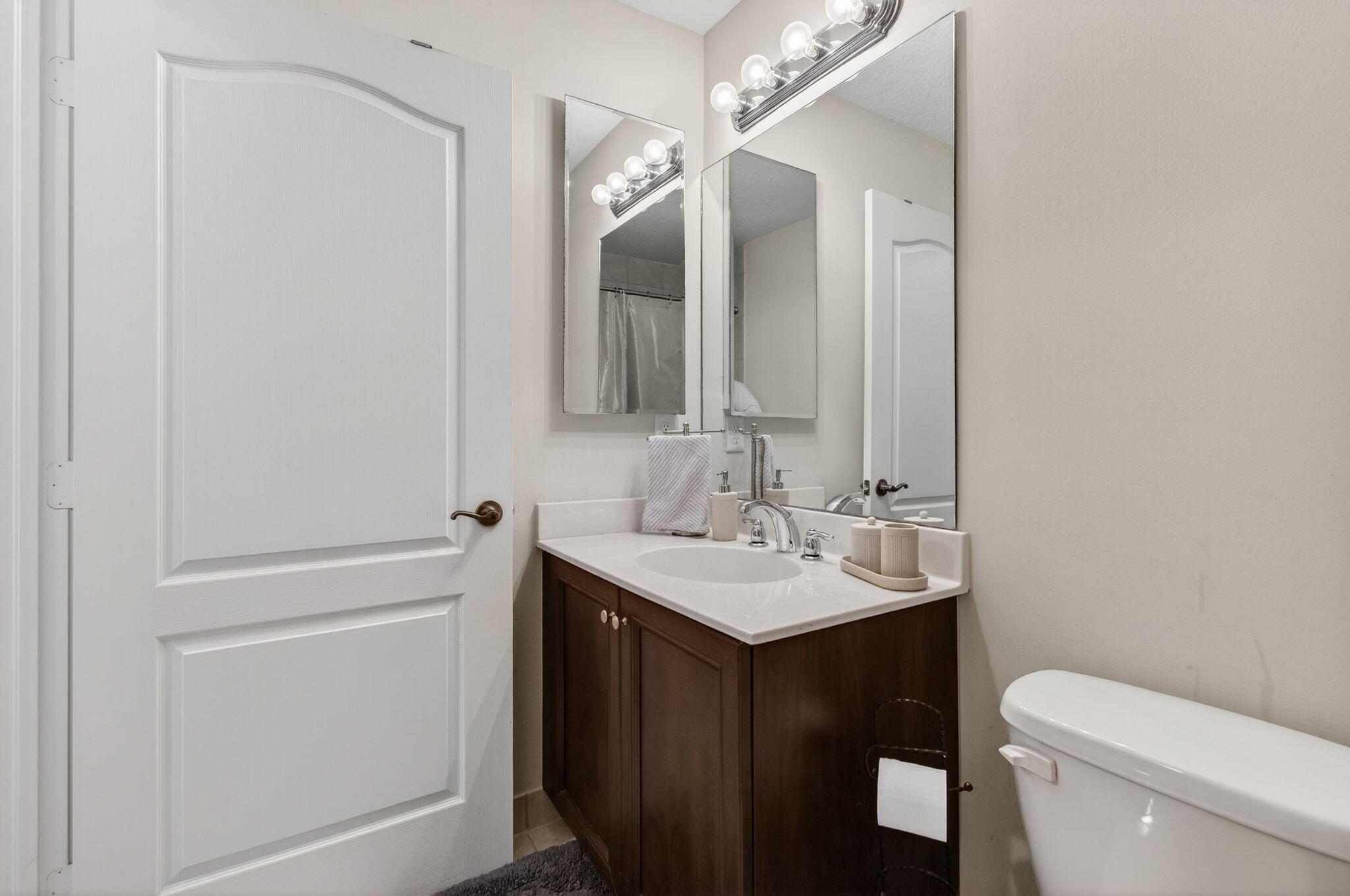COLONY LAKE - Residential