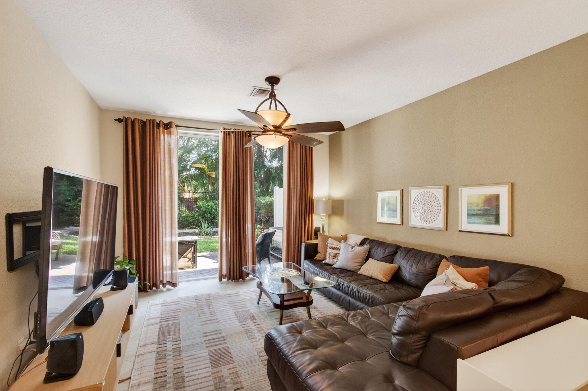 COLONY LAKE - Residential