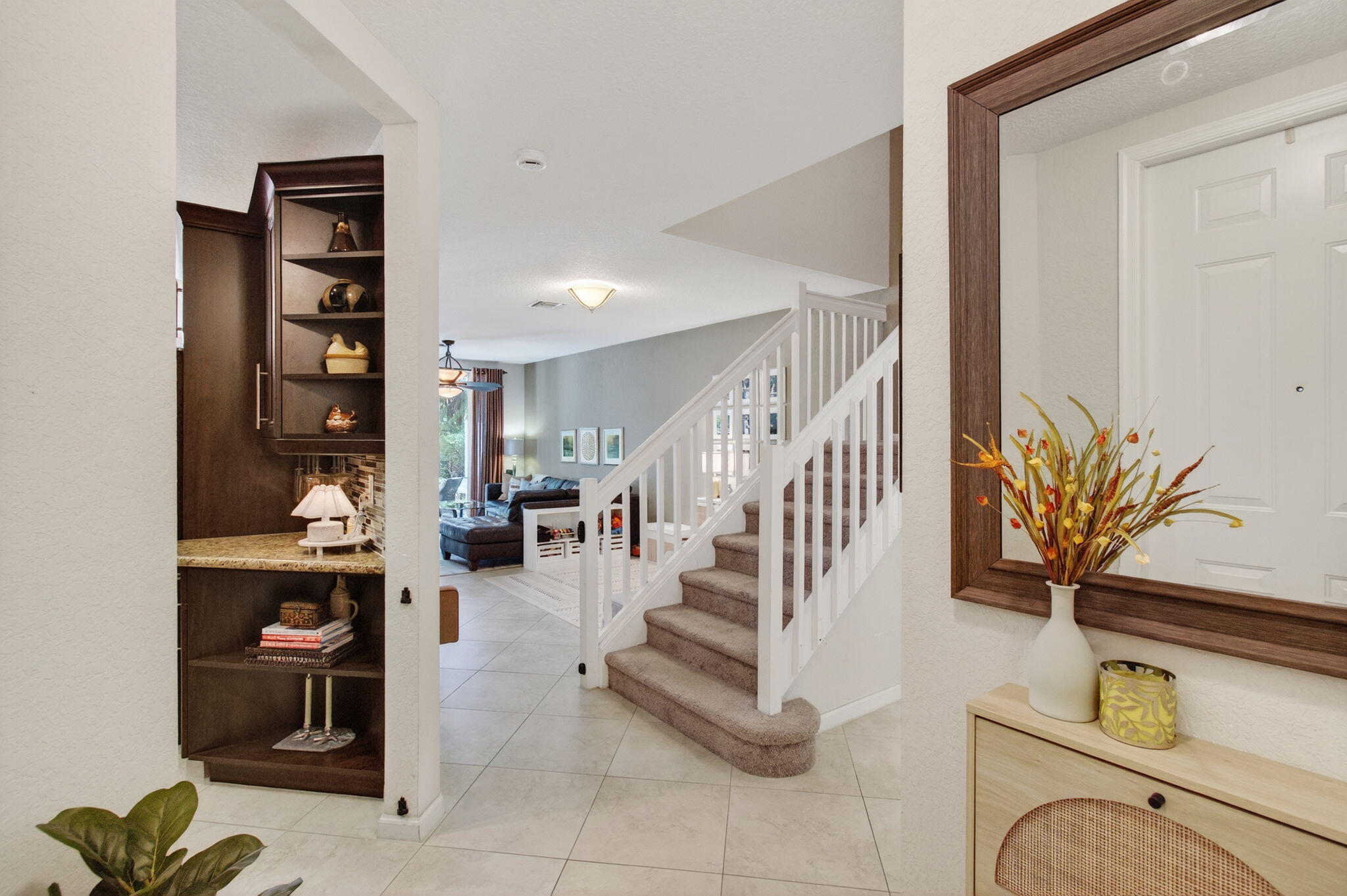 COLONY LAKE - Residential