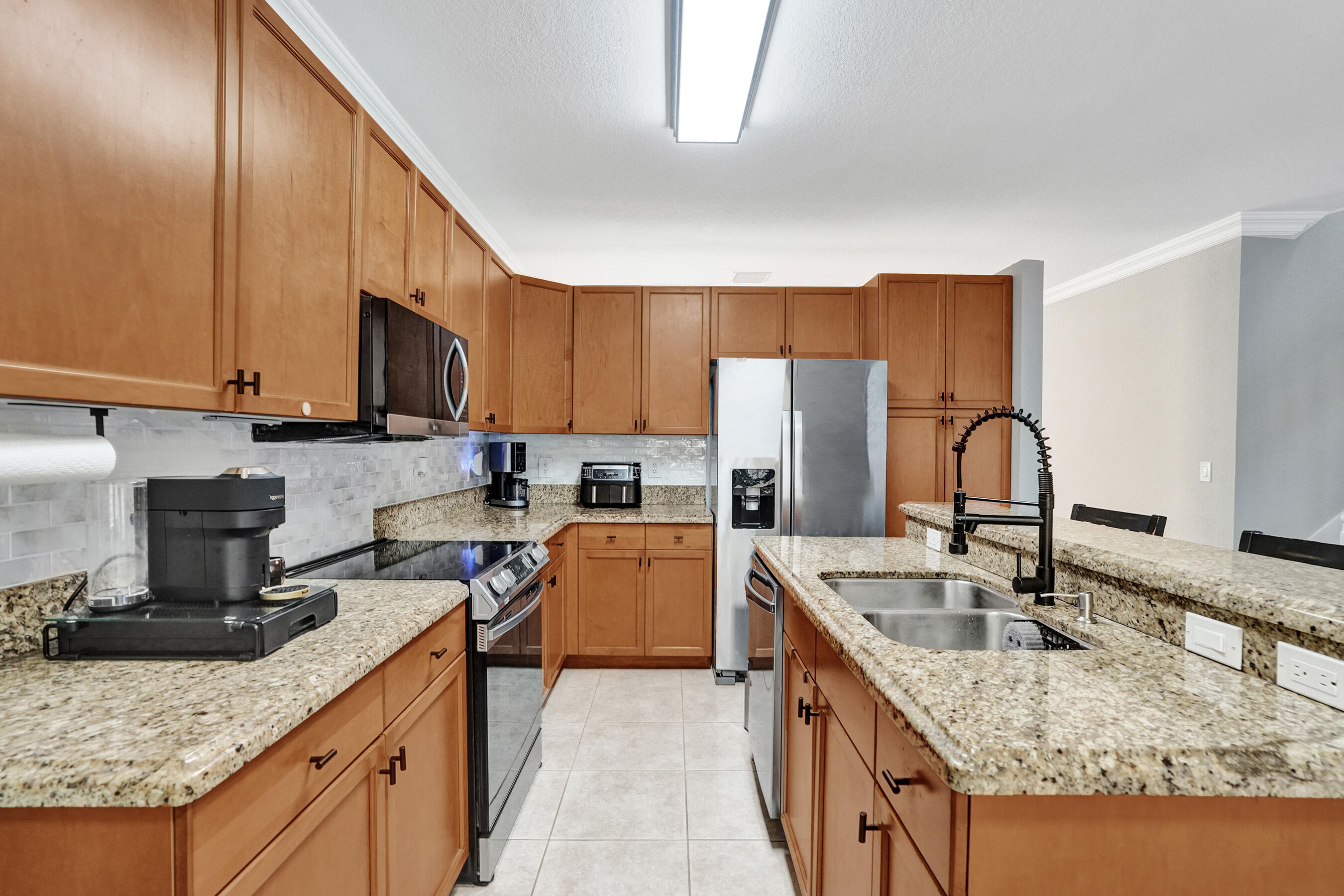 RIVIERA ISLES III - Residential