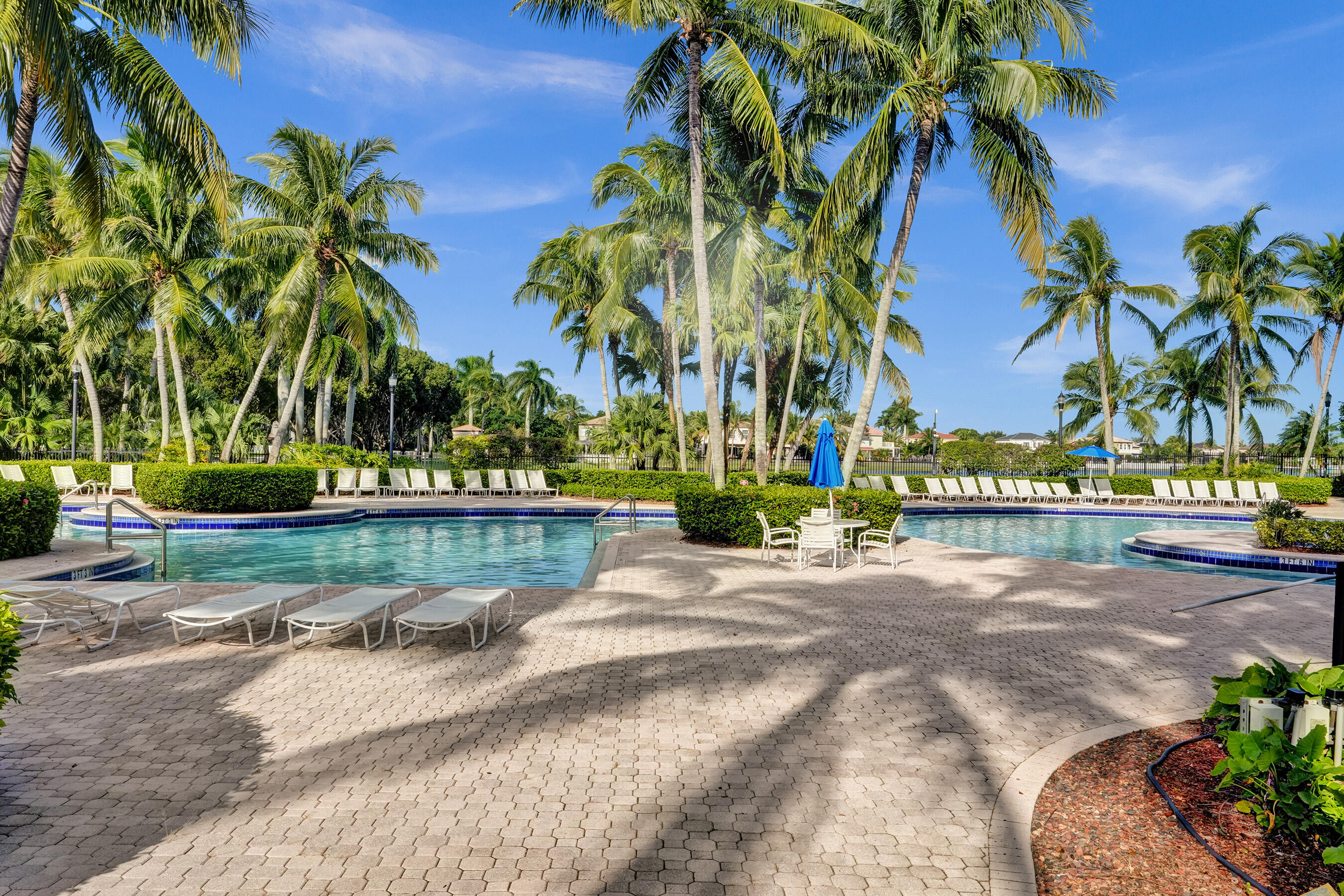 RIVIERA ISLES III - Residential
