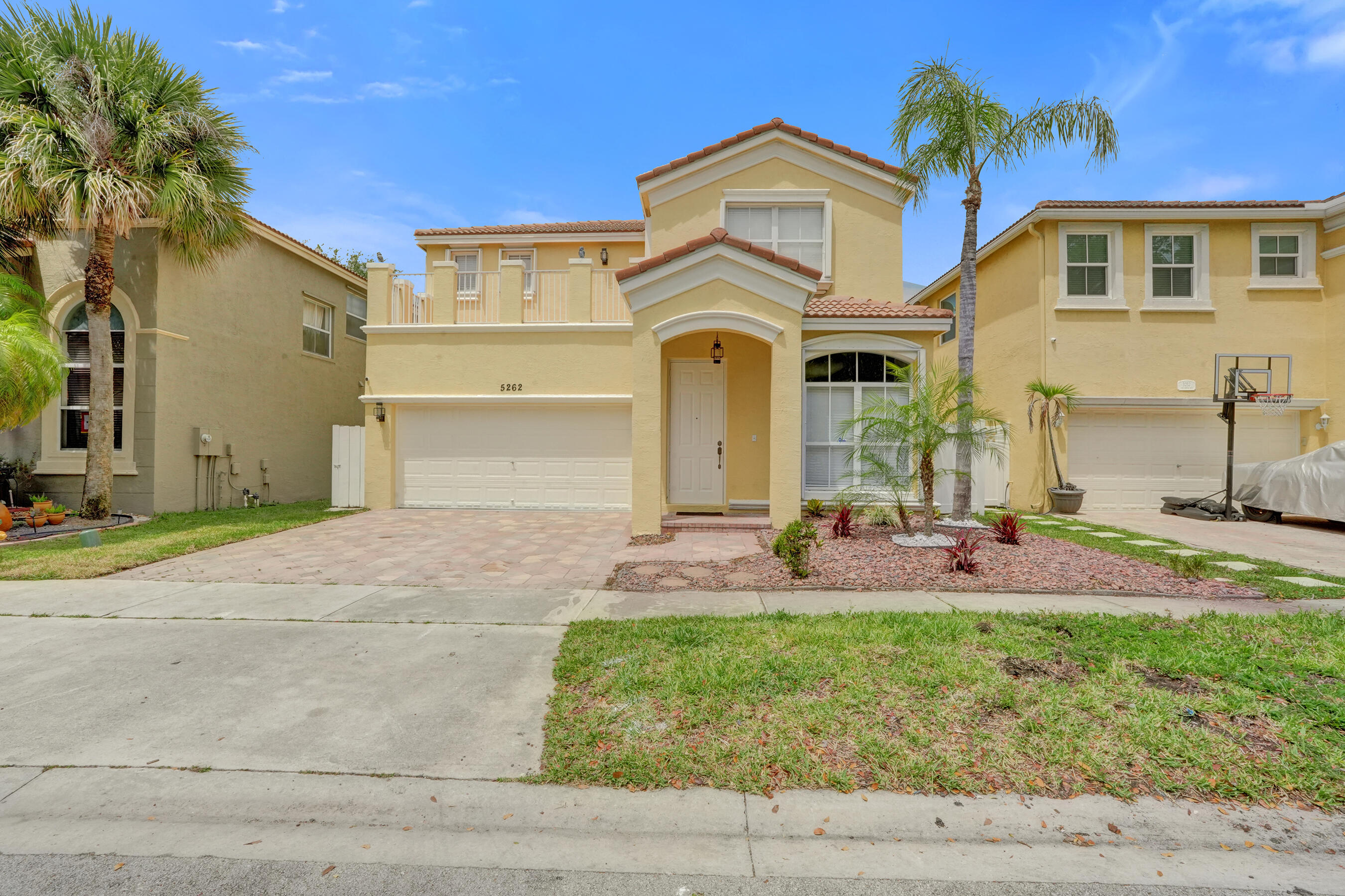 RIVIERA ISLES III - Residential