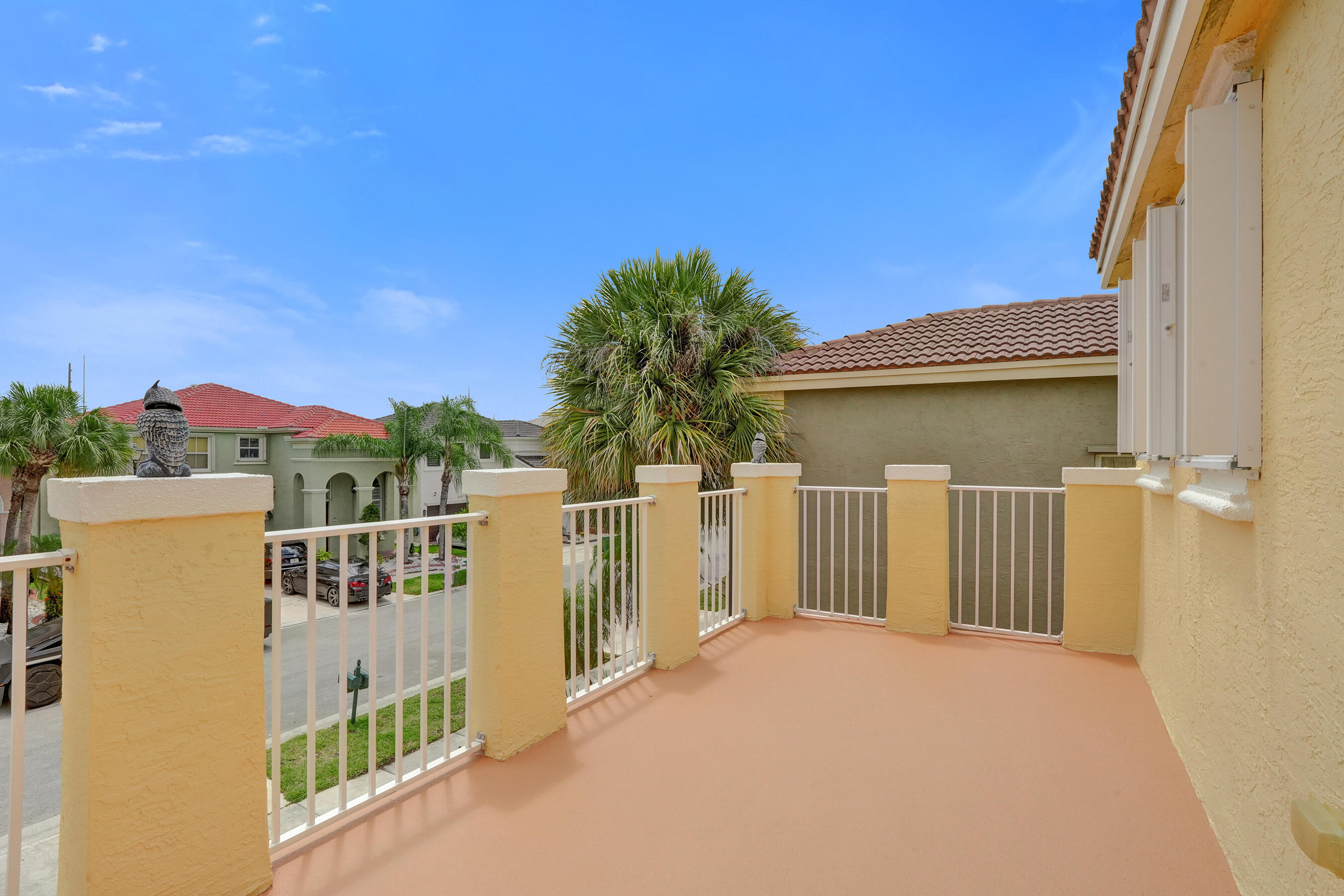 RIVIERA ISLES III - Residential