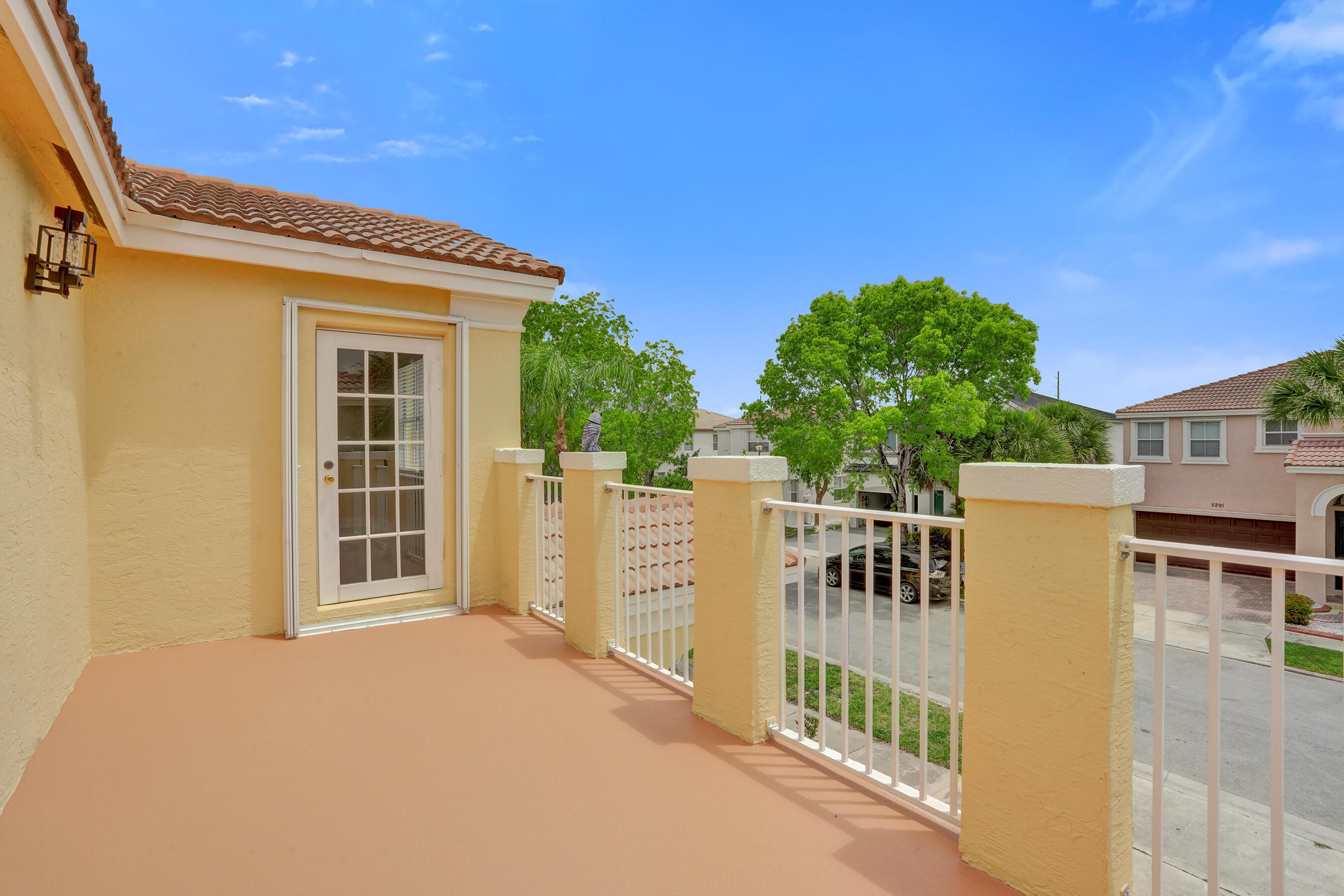 RIVIERA ISLES III - Residential