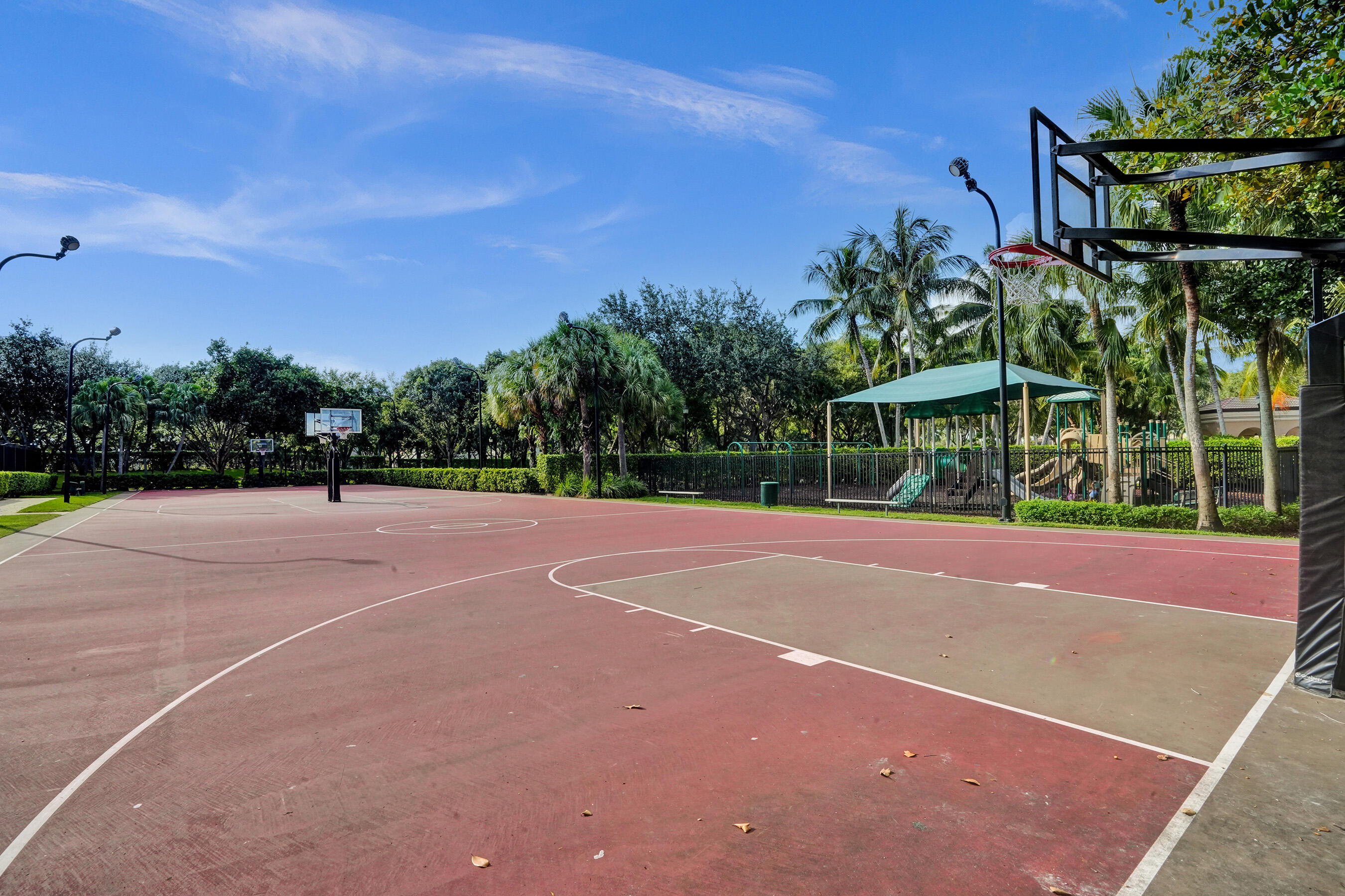 RIVIERA ISLES III - Residential