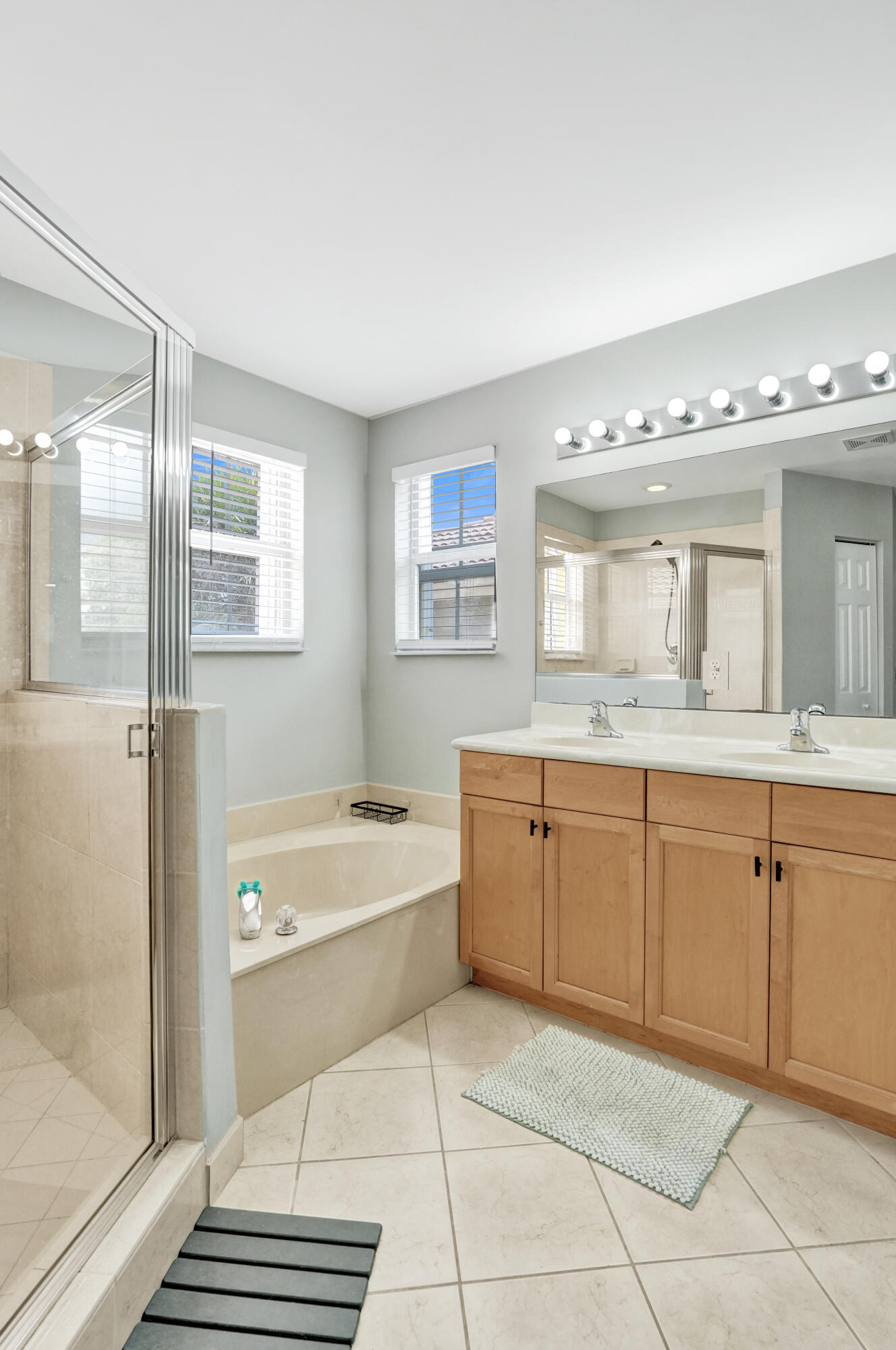 RIVIERA ISLES III - Residential