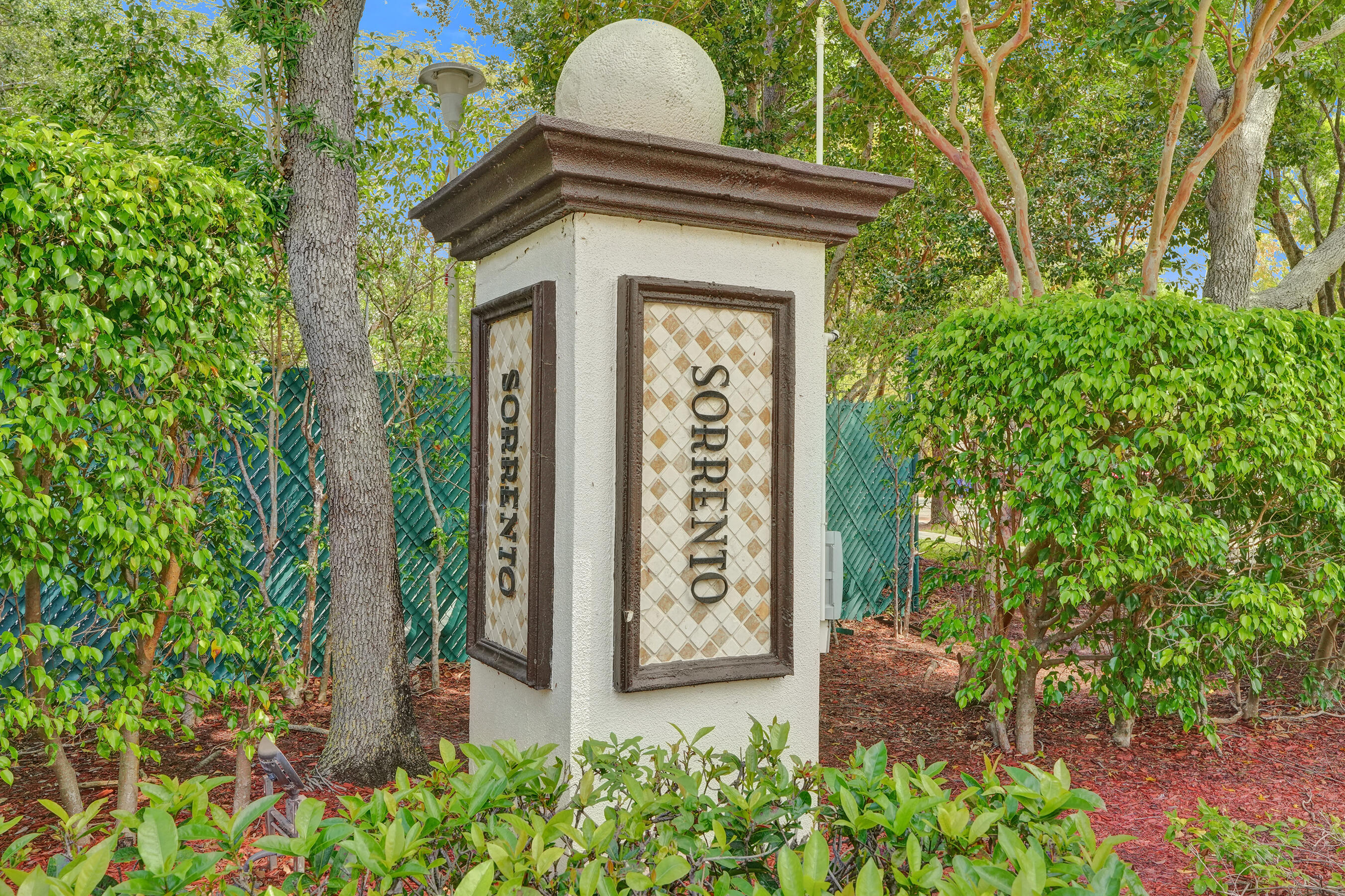 RIVIERA ISLES III - Residential