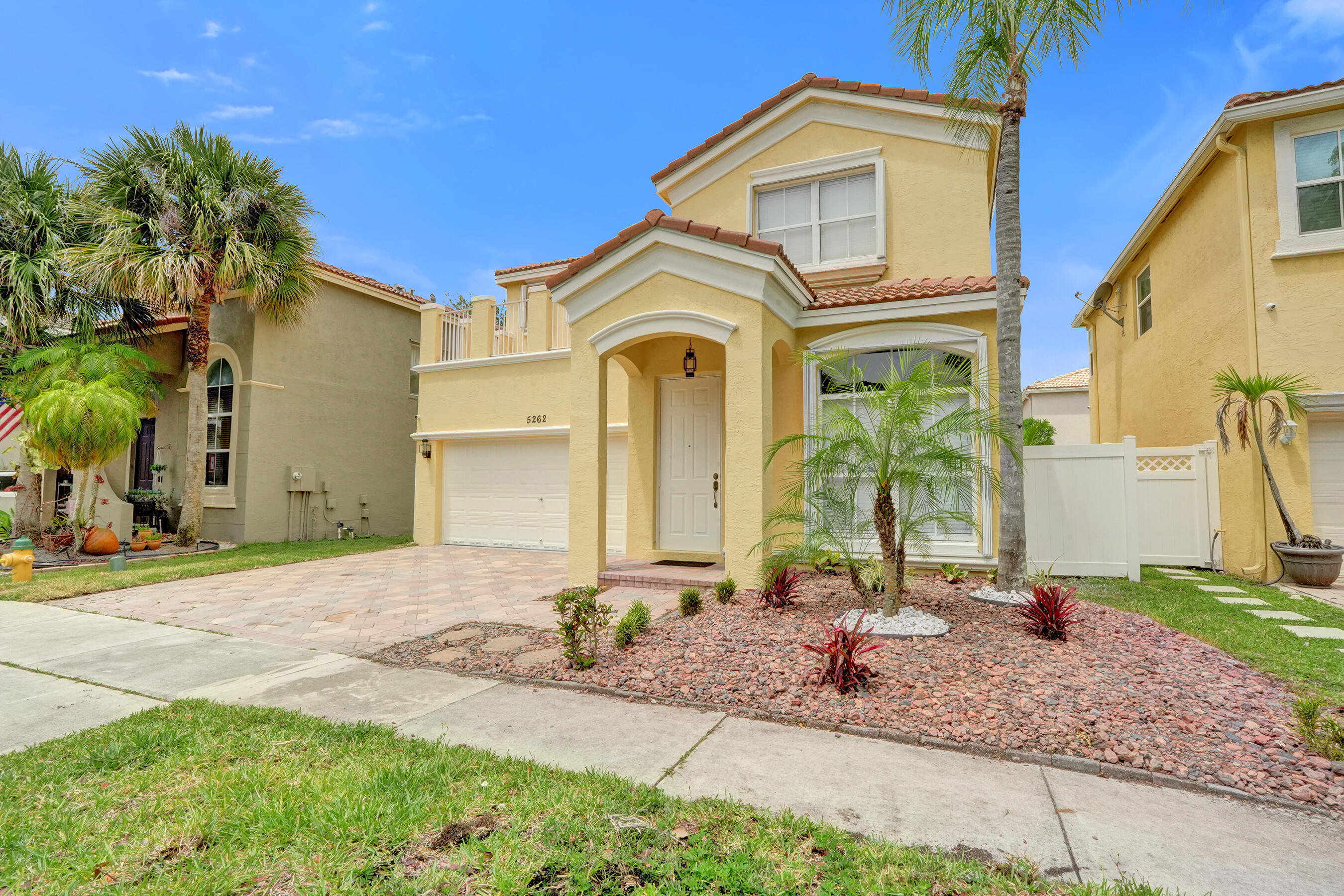 RIVIERA ISLES III - Residential