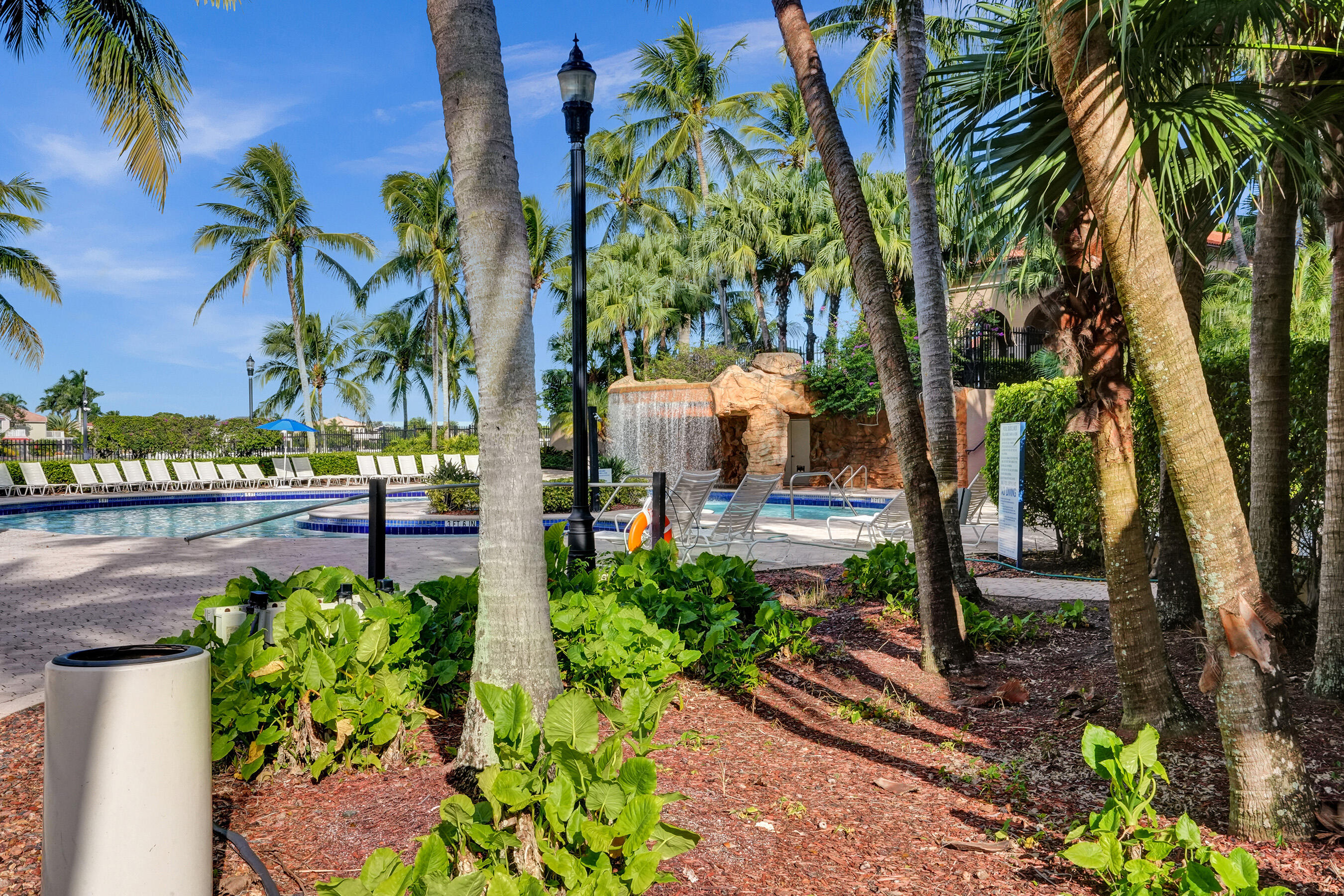 RIVIERA ISLES III - Residential