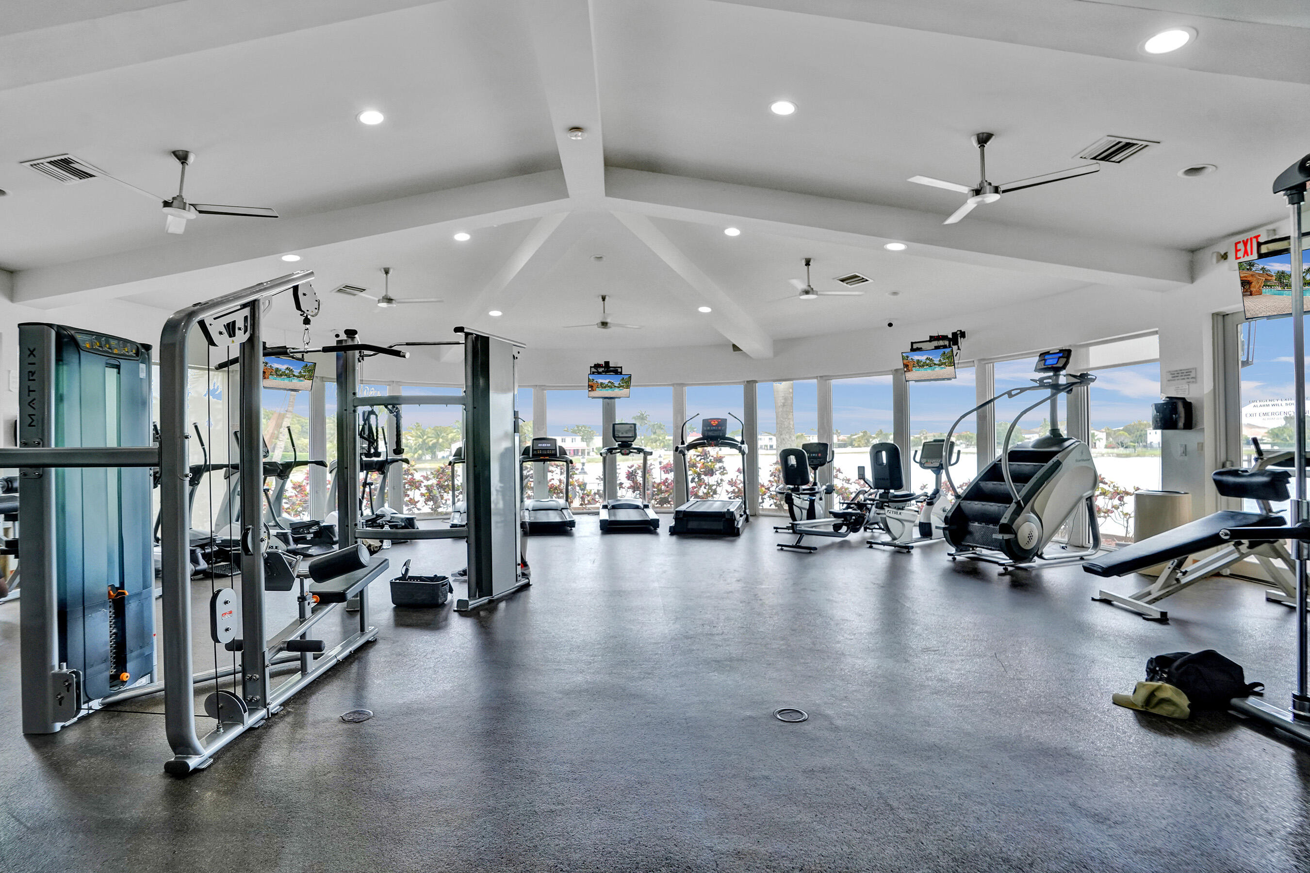 RIVIERA ISLES III - Residential