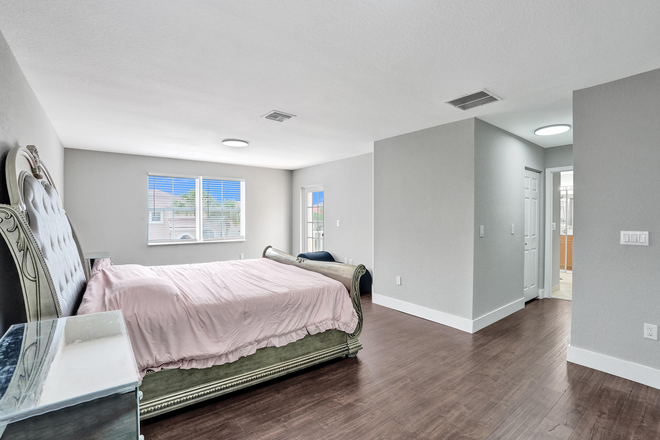 RIVIERA ISLES III - Residential