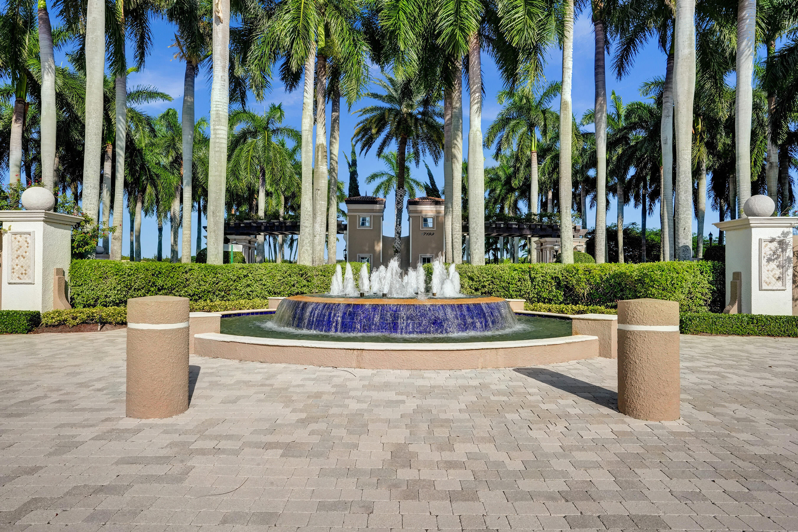 RIVIERA ISLES III - Residential