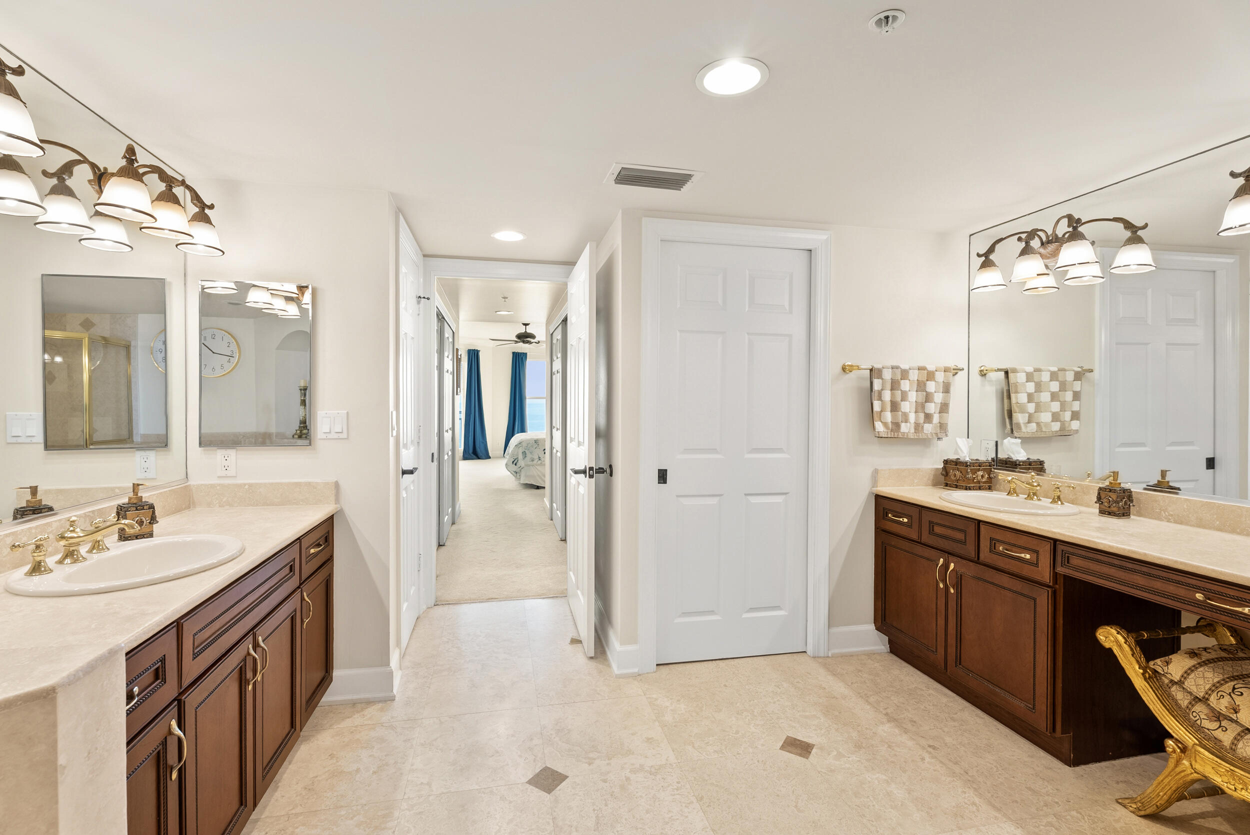 GRAND ISLE OF NORTH HUTCHINSON ISLAND CONDOMINIUM - Residential