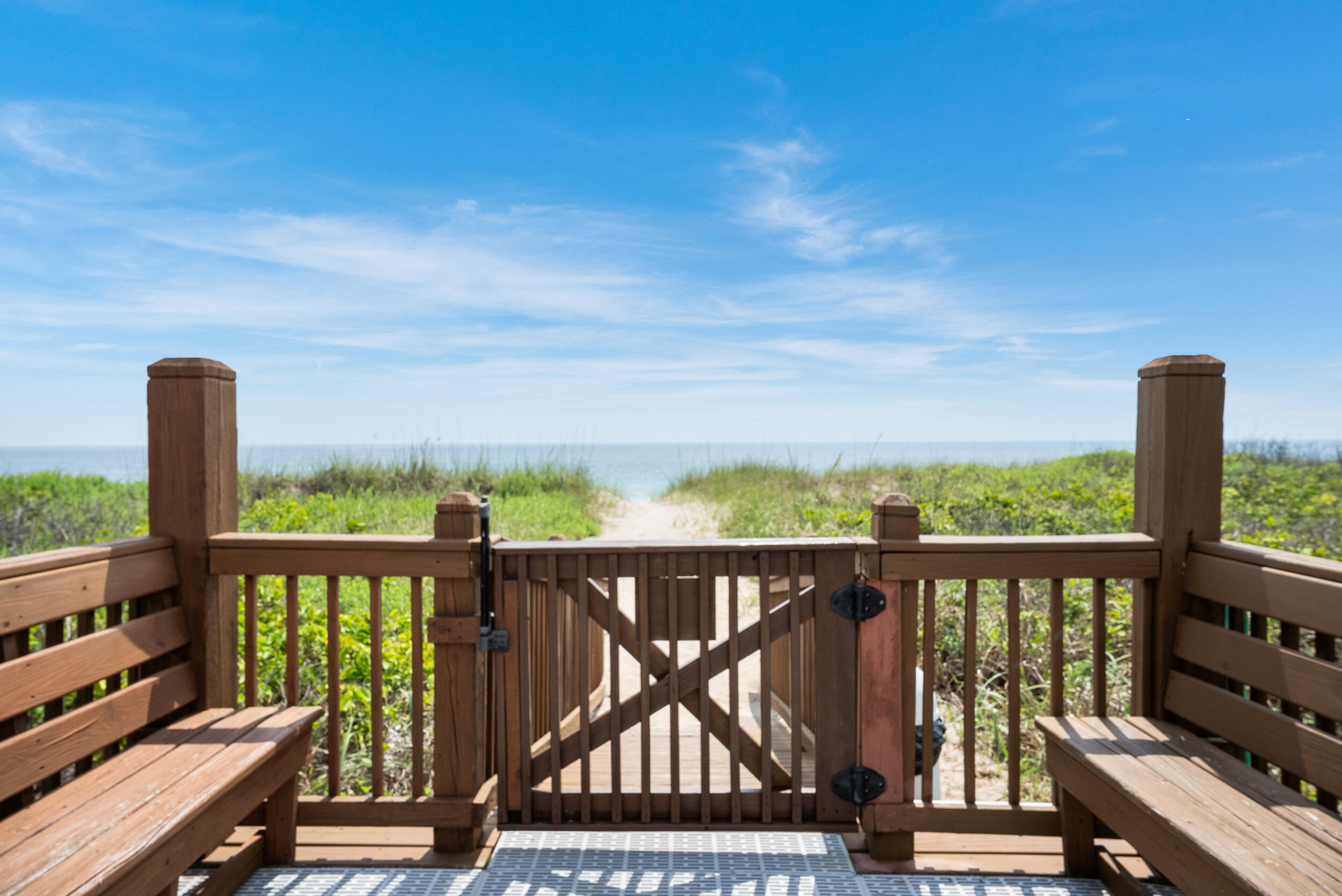 GRAND ISLE OF NORTH HUTCHINSON ISLAND CONDOMINIUM - Residential