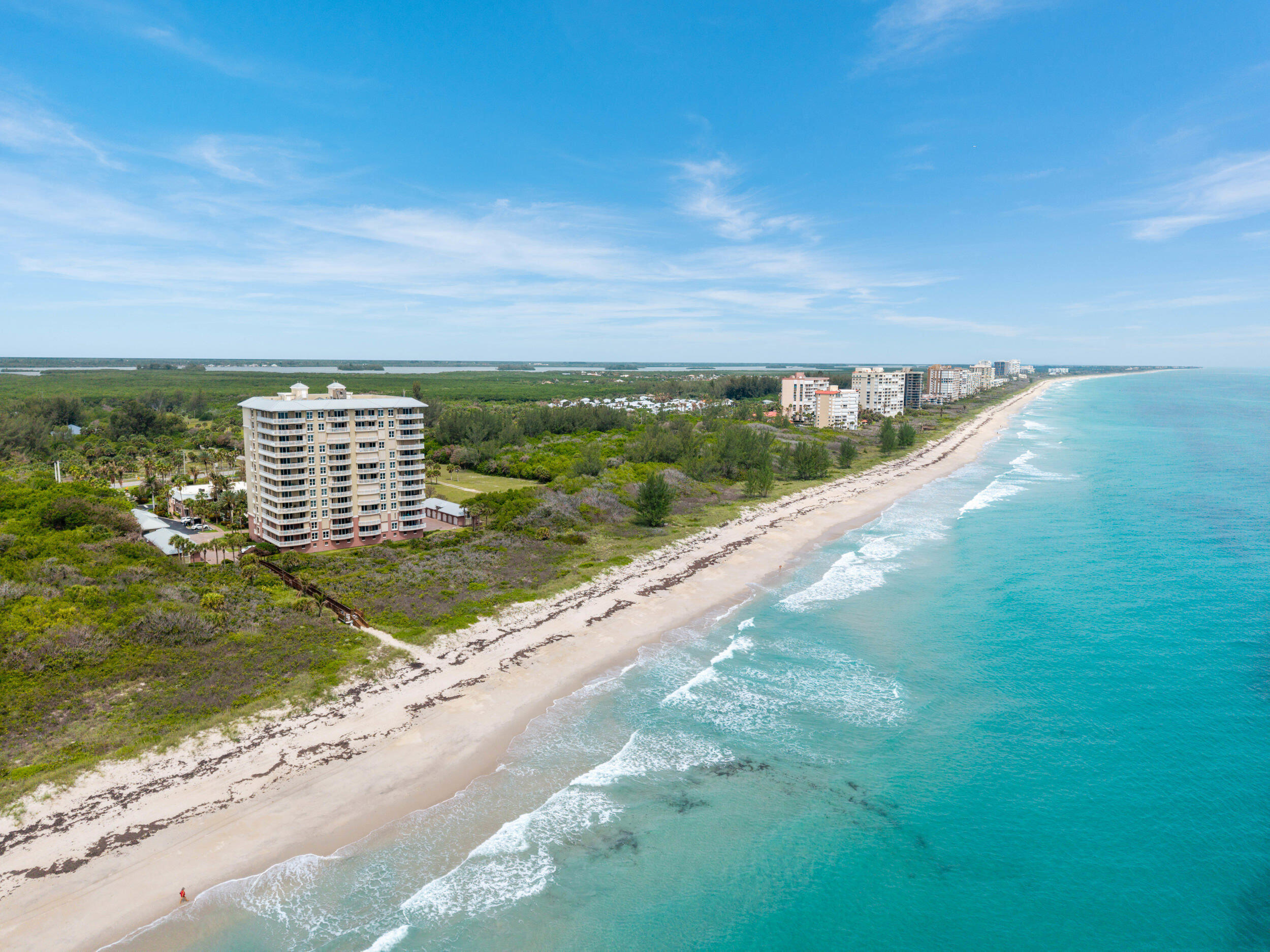 GRAND ISLE OF NORTH HUTCHINSON ISLAND CONDOMINIUM - Residential