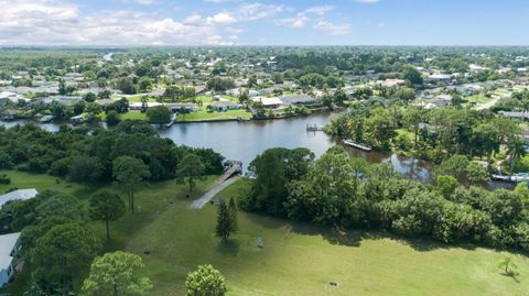 A home in Port St Lucie