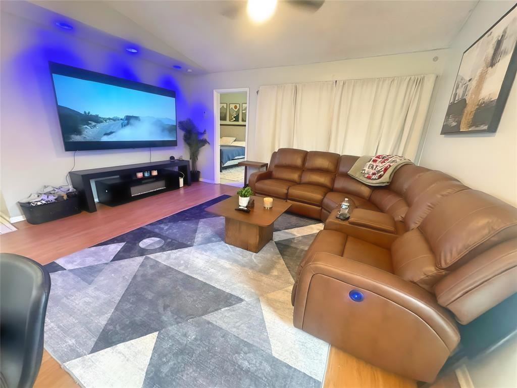 Woodmont Tracts 72 A & 72 - Residential Lease