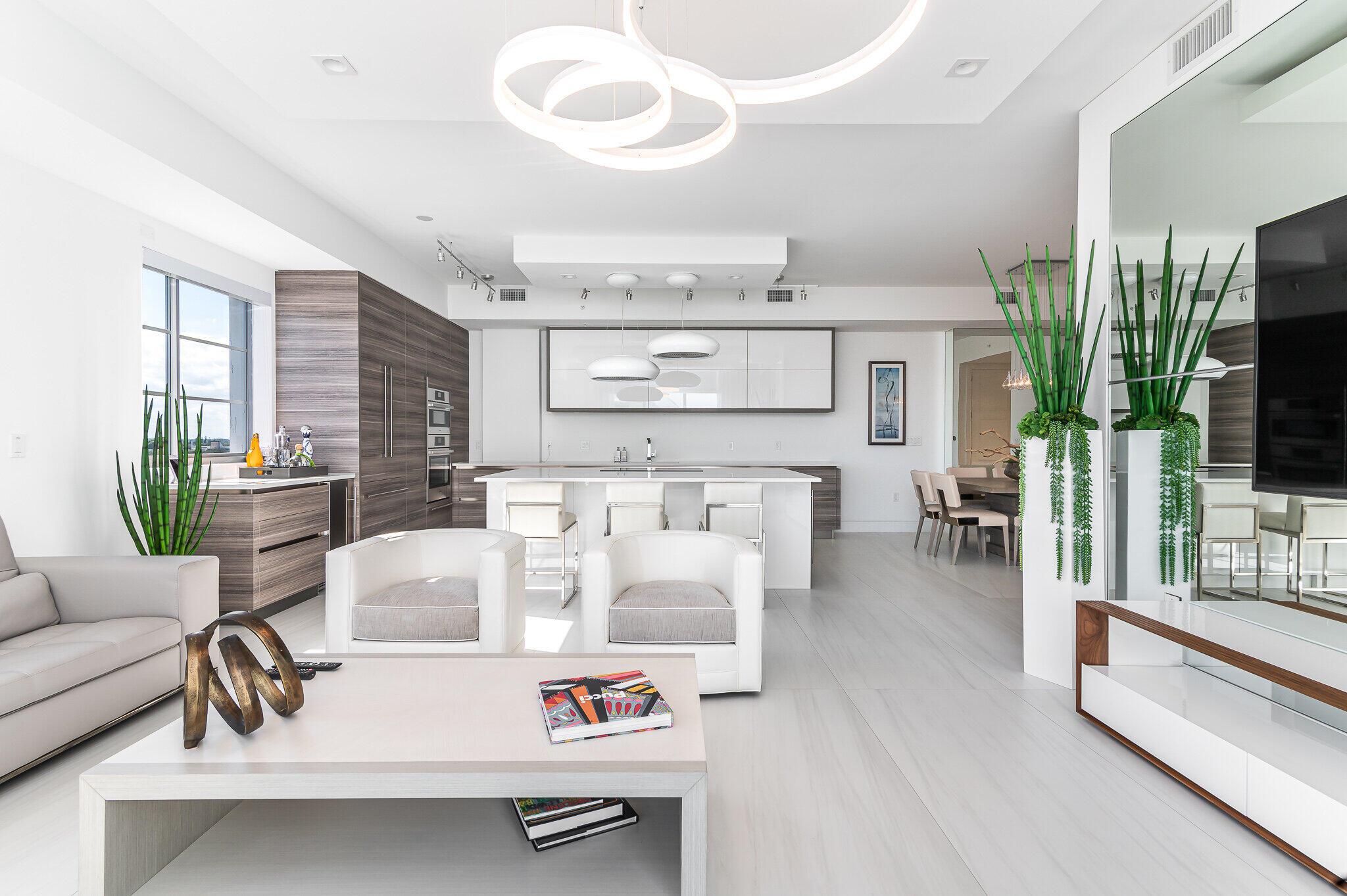 TOWER 155 CONDO - Residential