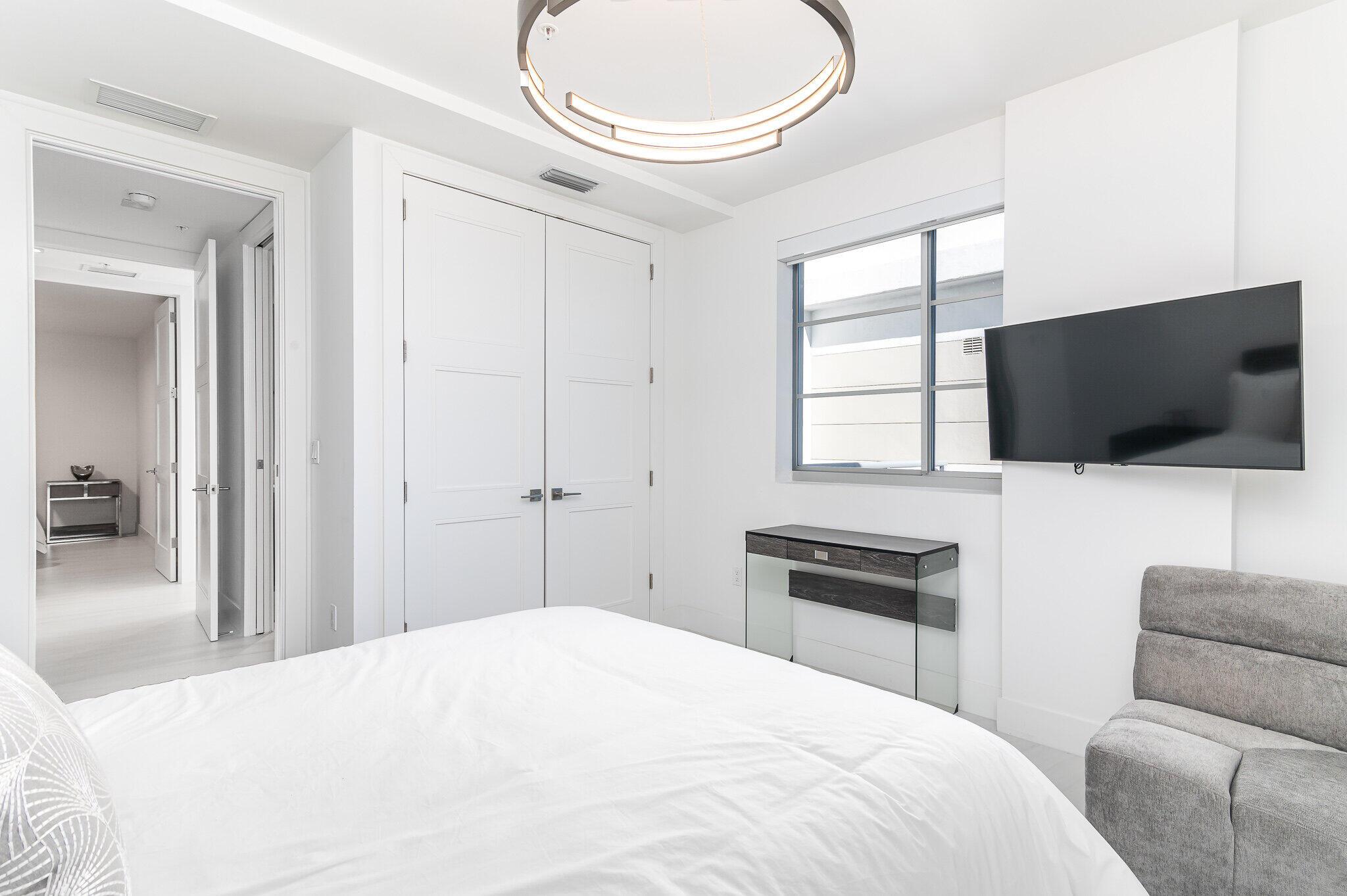 TOWER 155 CONDO - Residential