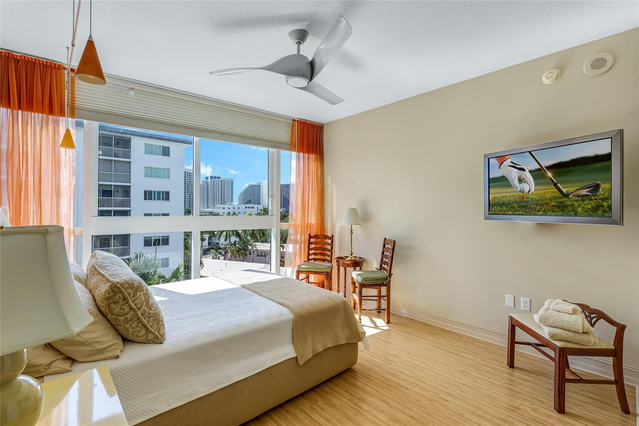 La Rive - Residential