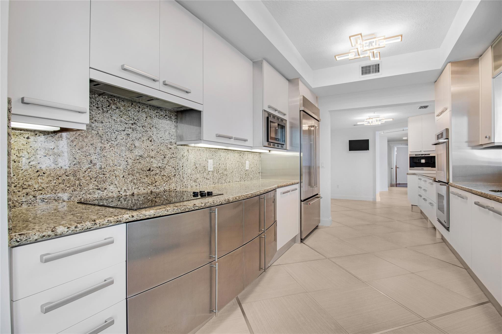 La Rive - Residential