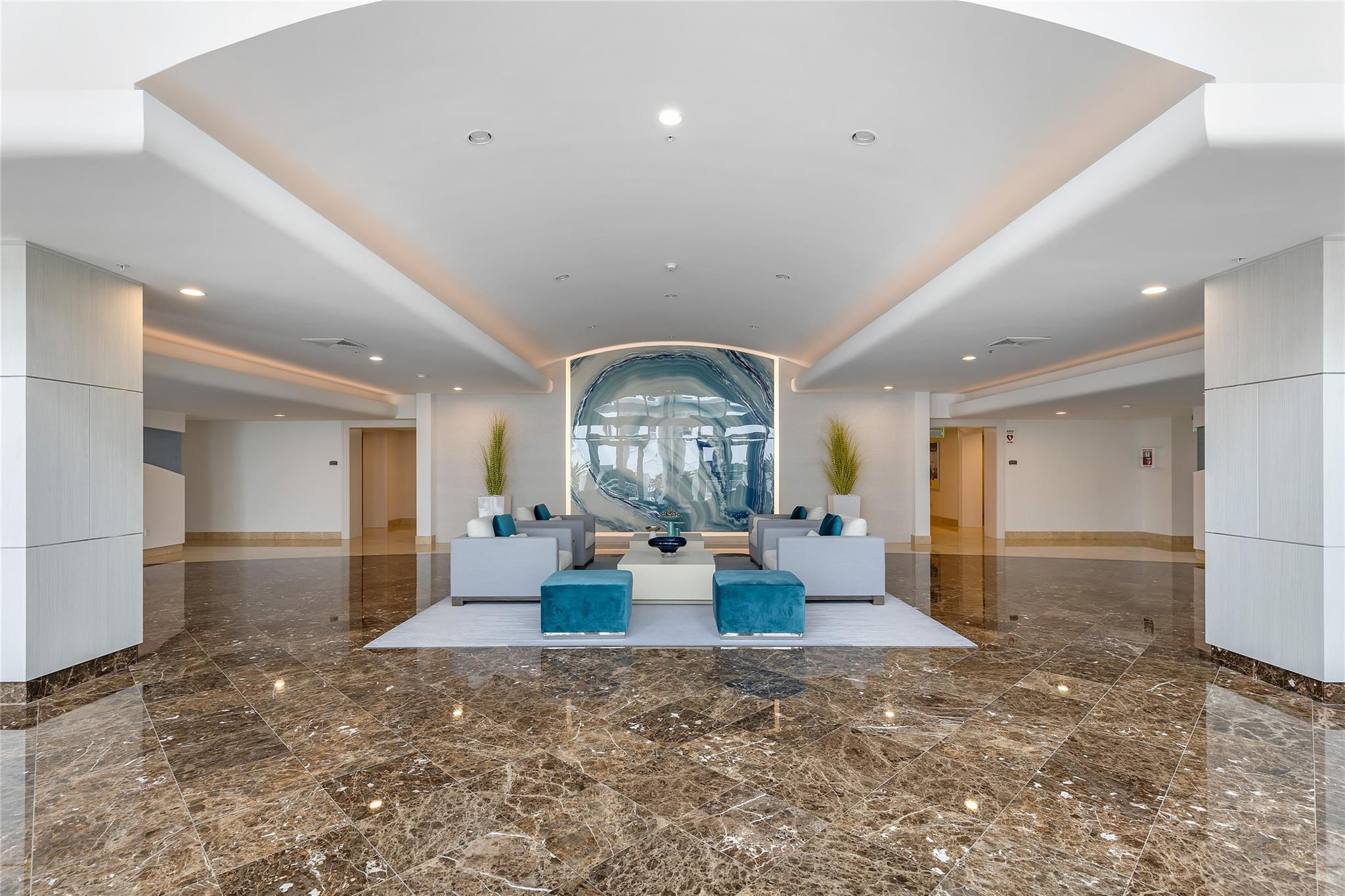 La Rive - Residential