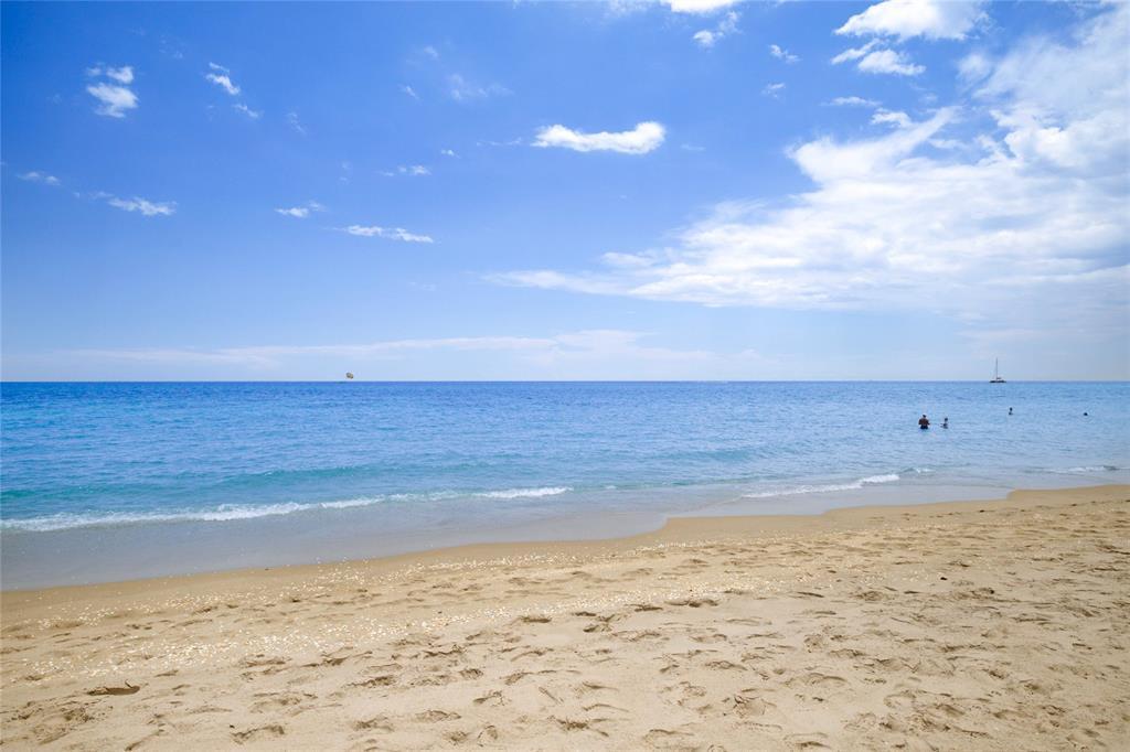 PHOENIX TOWERS CONDO - Residential Lease