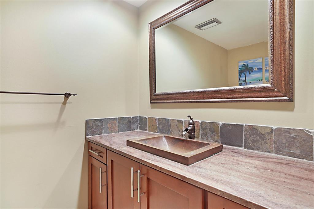 PHOENIX TOWERS CONDO - Residential Lease