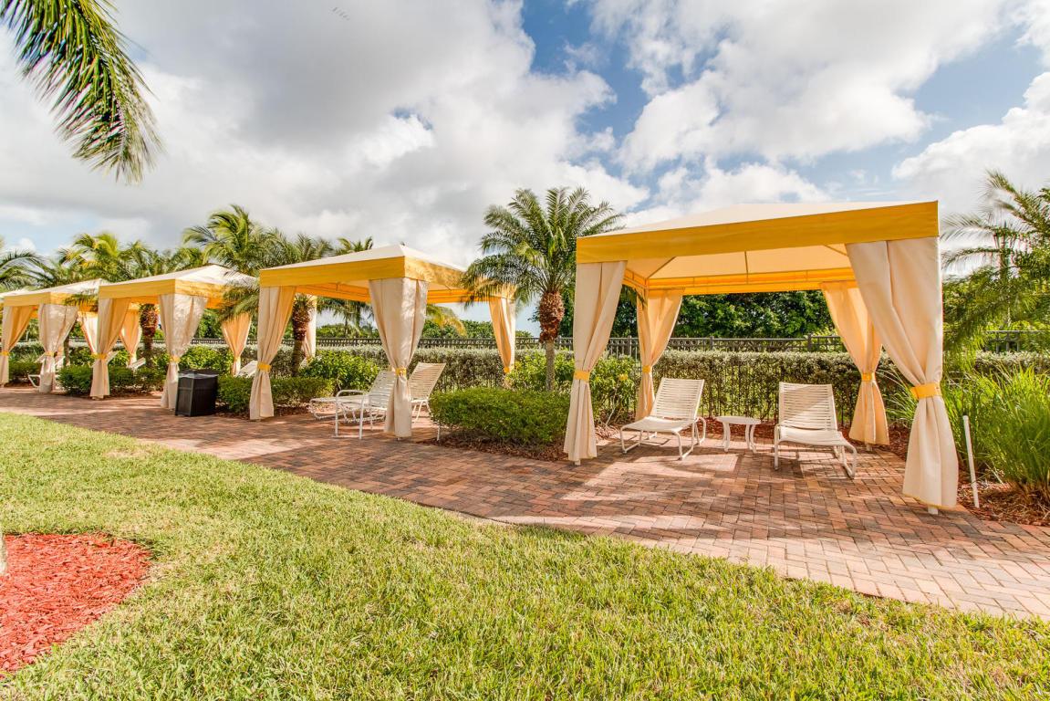 OLYMPIA 1 - Residential Lease