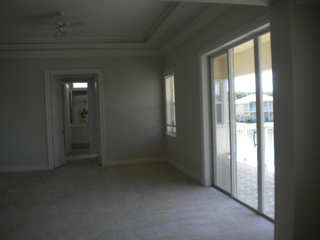 OLYMPIA 1 - Residential Lease