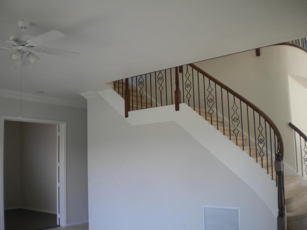 OLYMPIA 1 - Residential Lease