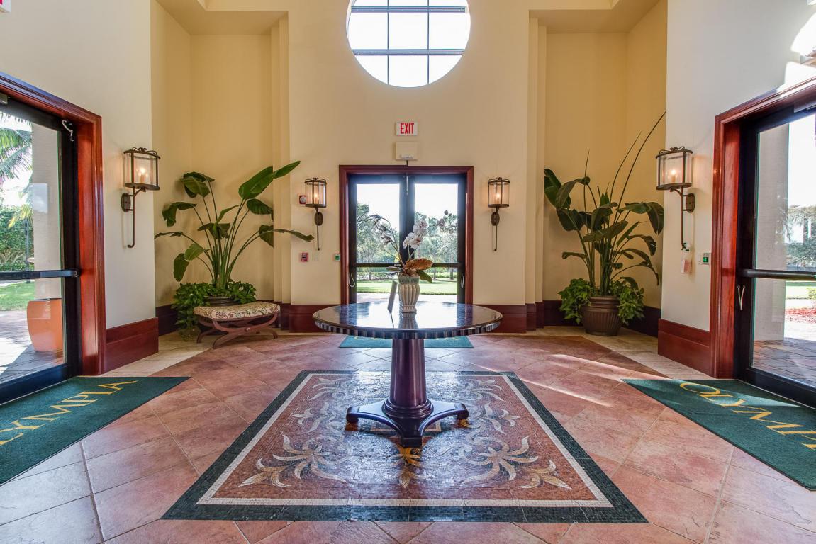 OLYMPIA 1 - Residential Lease