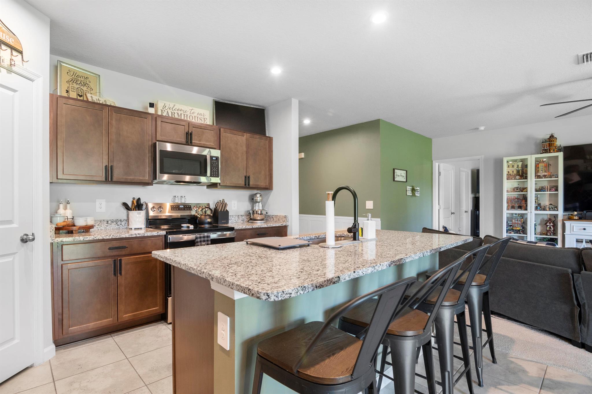 AVALON CROSSING PHASE II - Residential