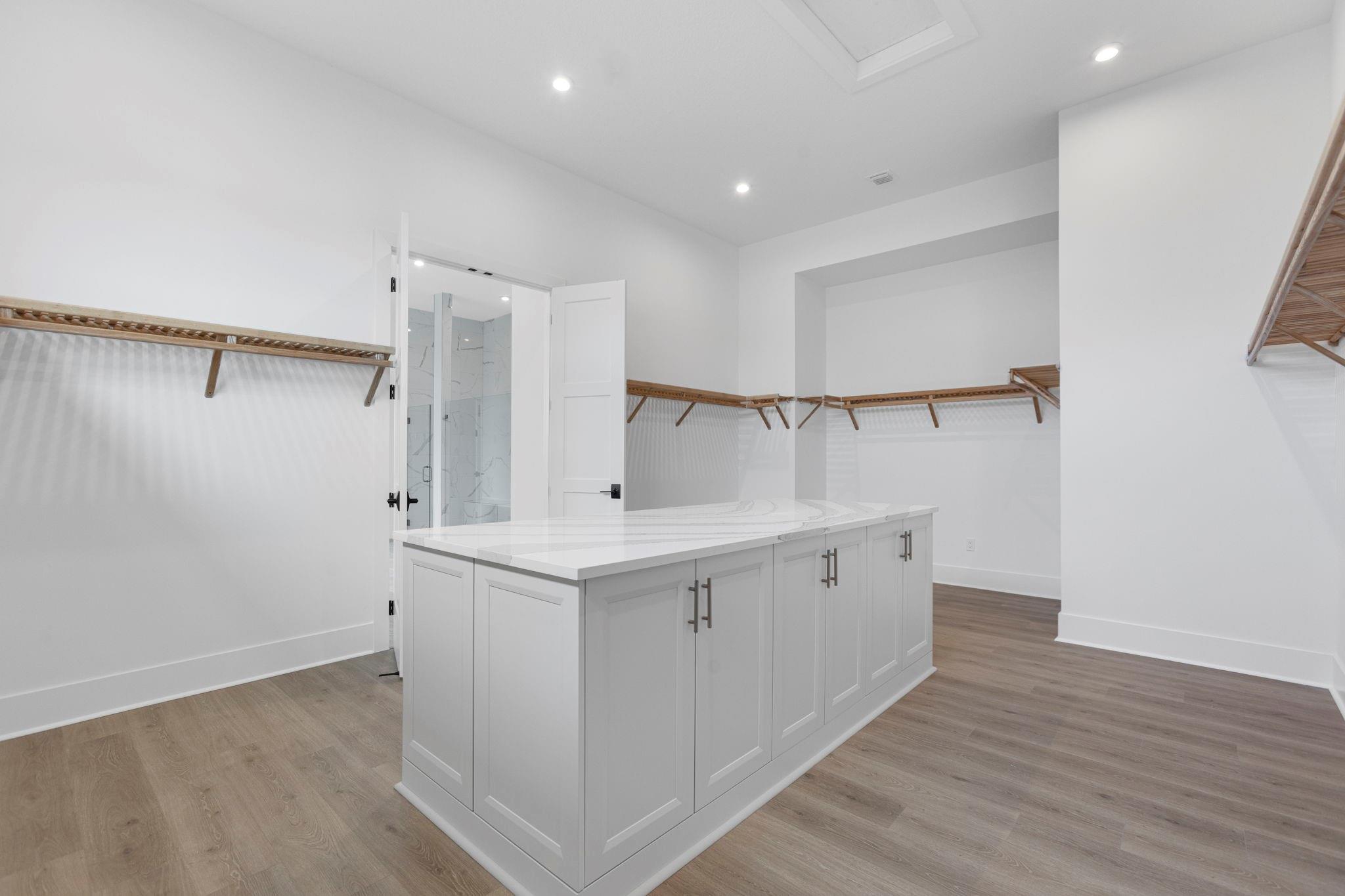 Astor Creek - Residential