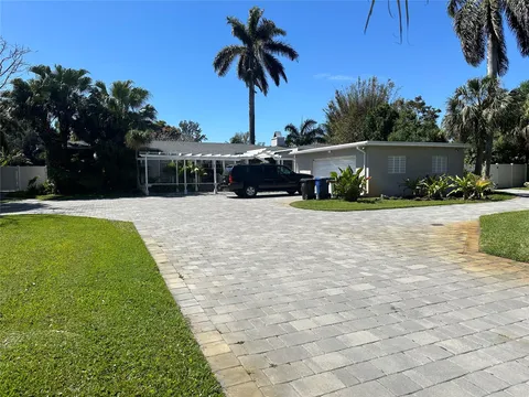 2337 SW 27th Ave, Fort Lauderdale, FL MLS: F10493999