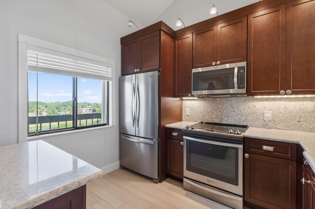 Photo of 701 Seafarer Circle #504, Jupiter, FL 33477 (MLS # B26026321)