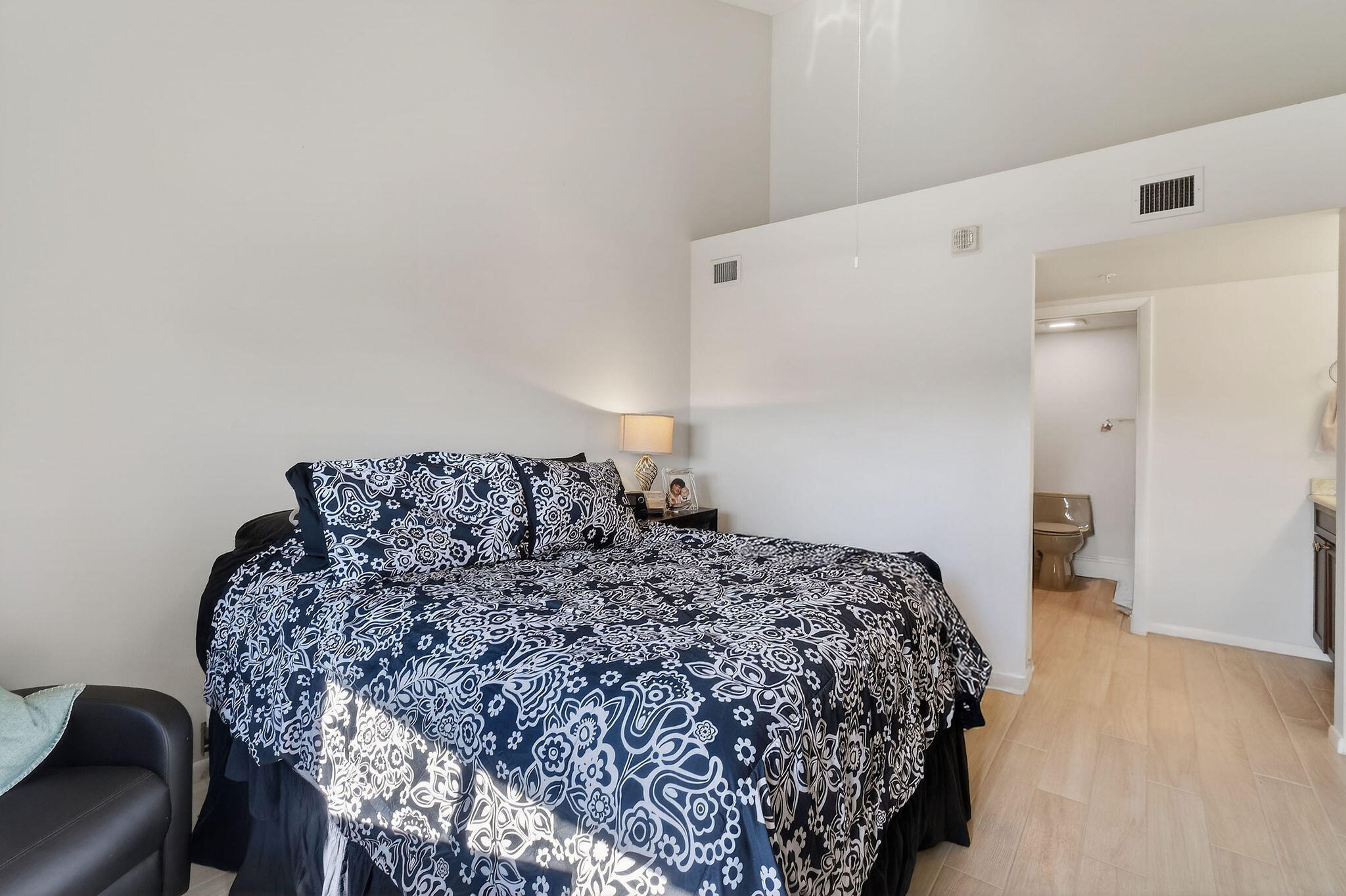 MARINA AT THE BLUFFS CONDO - Residential Lease