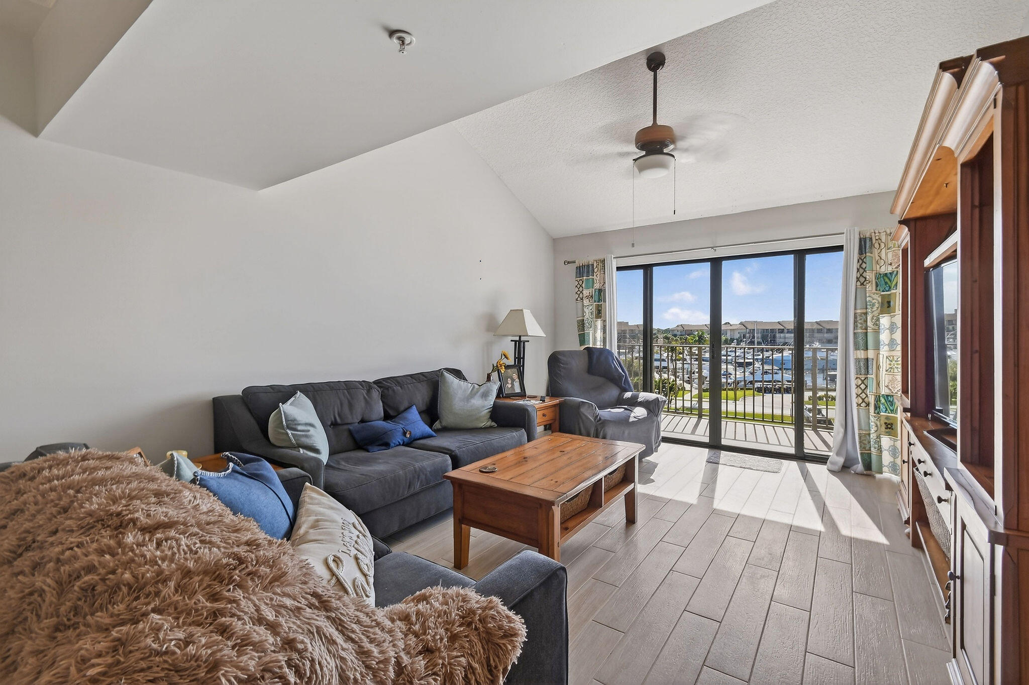 MARINA AT THE BLUFFS CONDO - Residential Lease