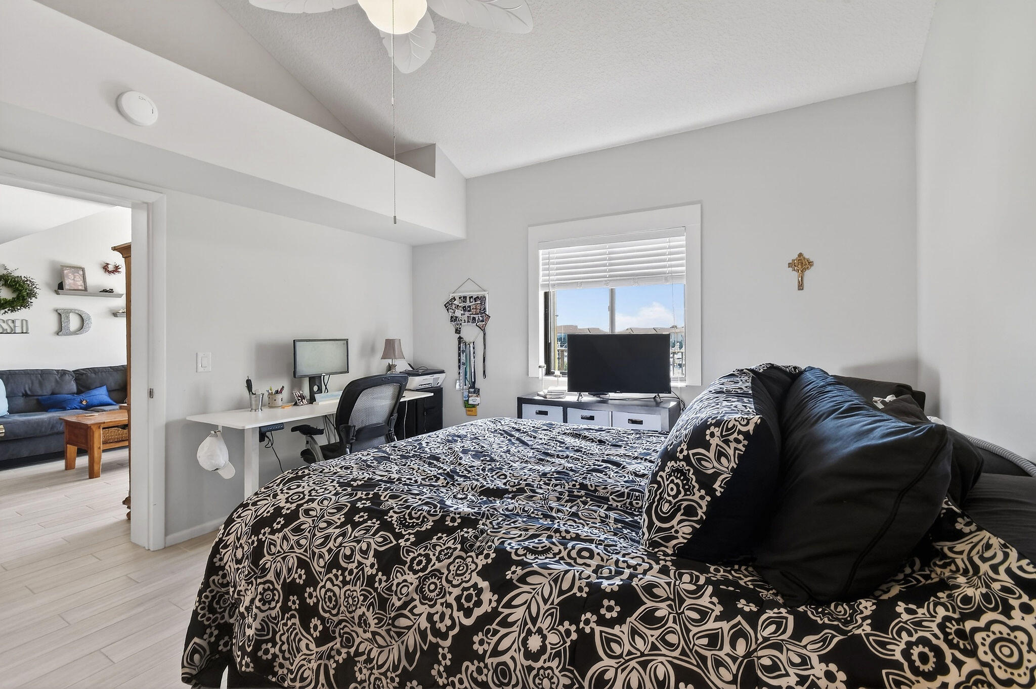 MARINA AT THE BLUFFS CONDO - Residential Lease