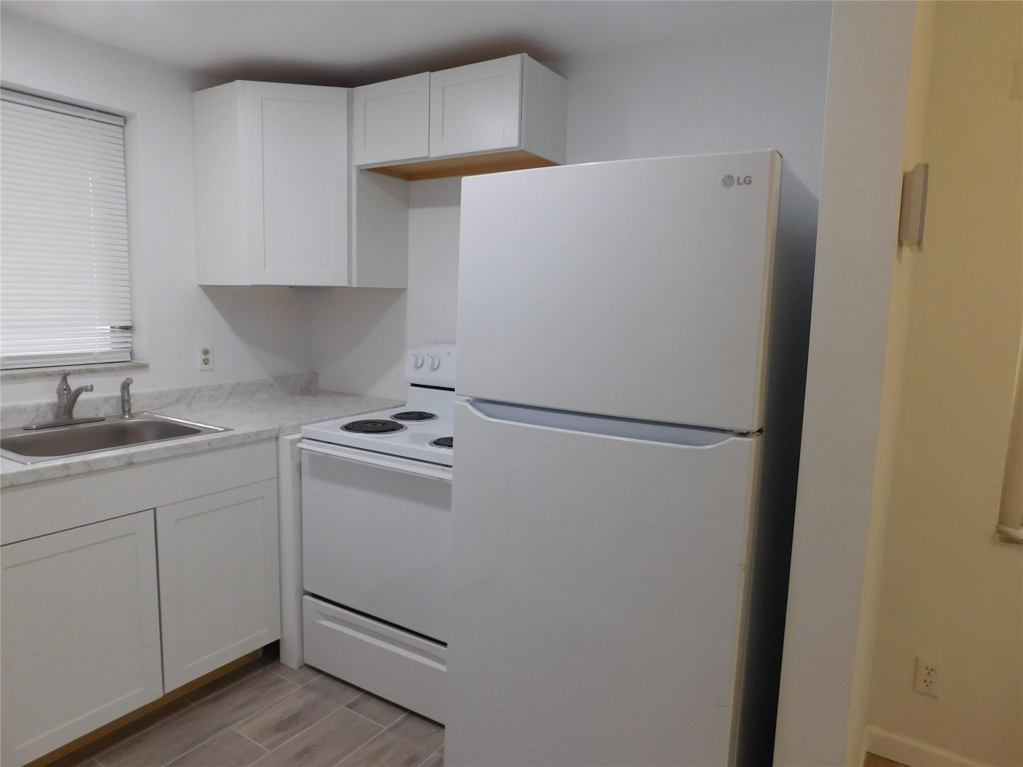 CRYSTAL LAKE 960 CONDO - Residential