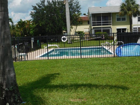 Tiny photo for 960 Crystal Lake Drive #201, Deerfield Beach, FL 33064 (MLS # B26020759)