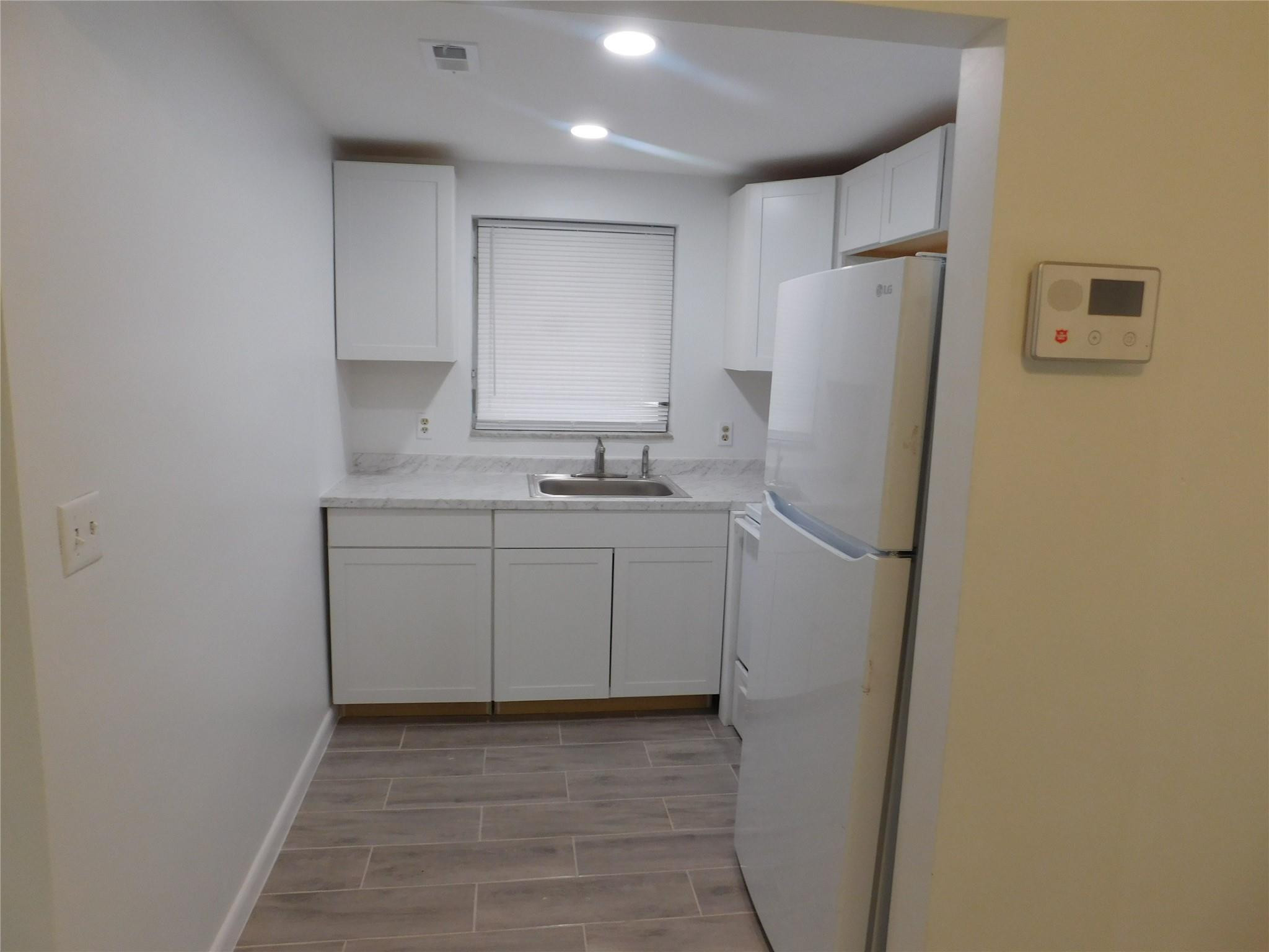 CRYSTAL LAKE 960 CONDO - Residential