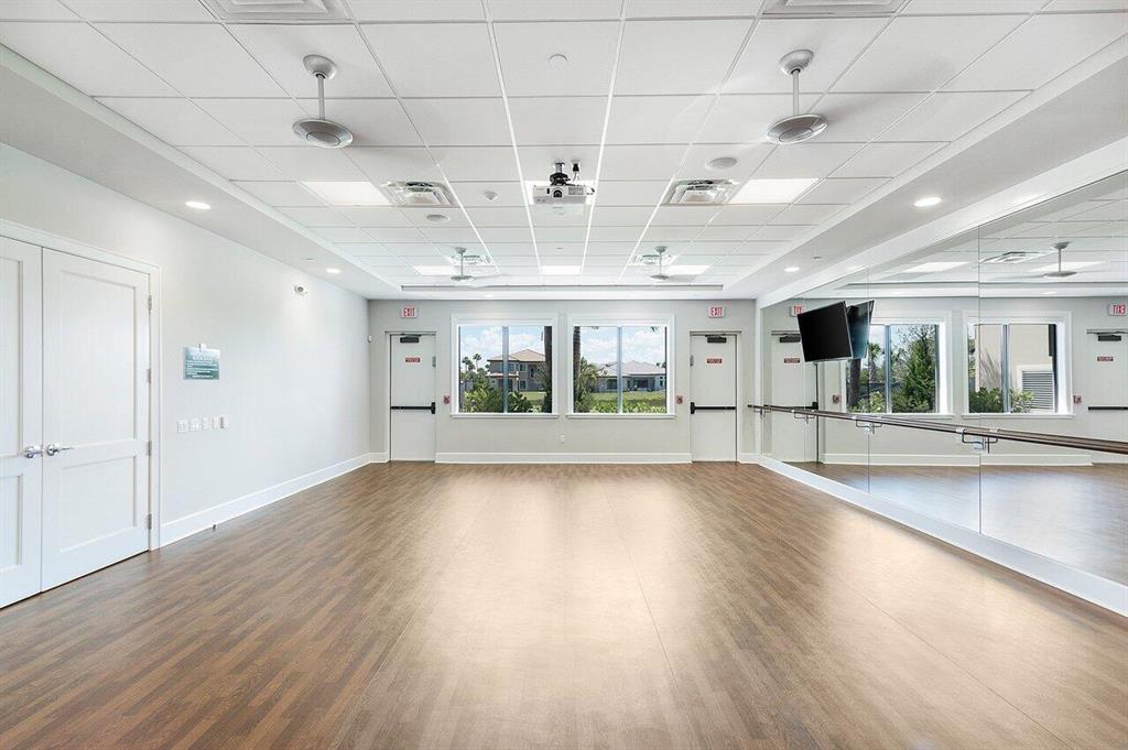 Seven Bridges - Residential