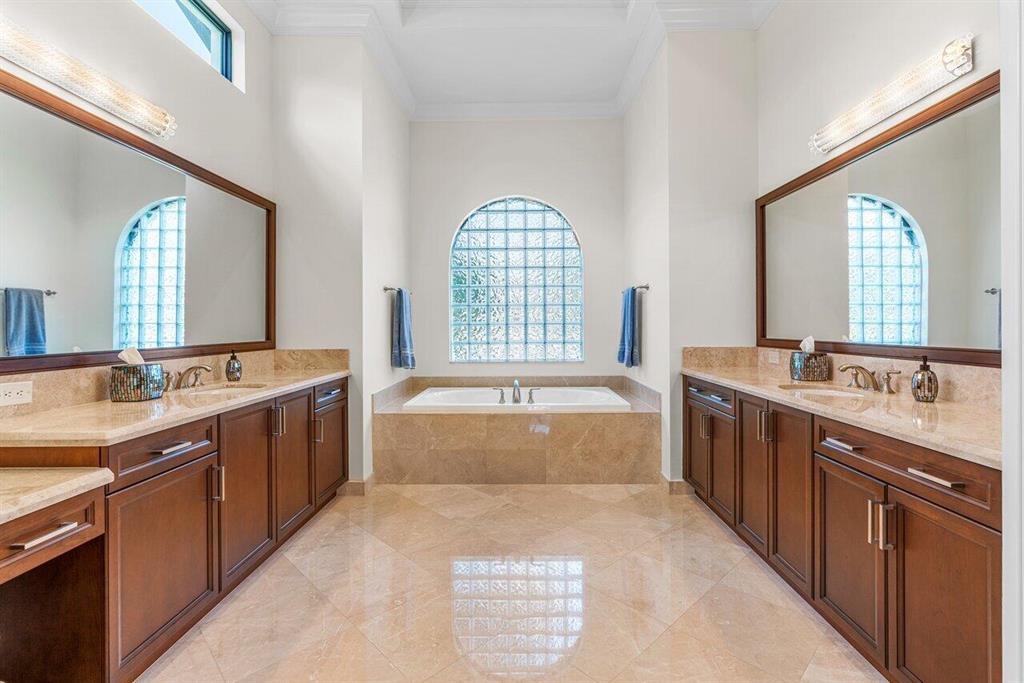 Seven Bridges - Residential