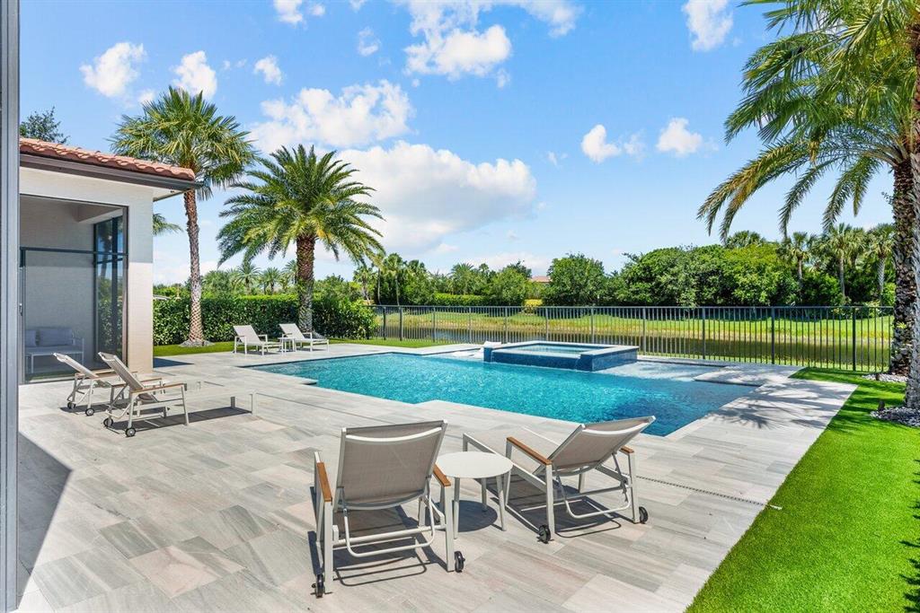 Seven Bridges - Residential