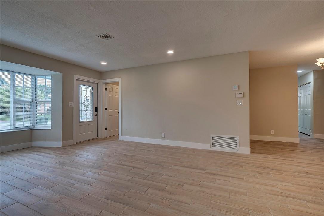 Margate Sixth Add Sec Two - Residential Lease