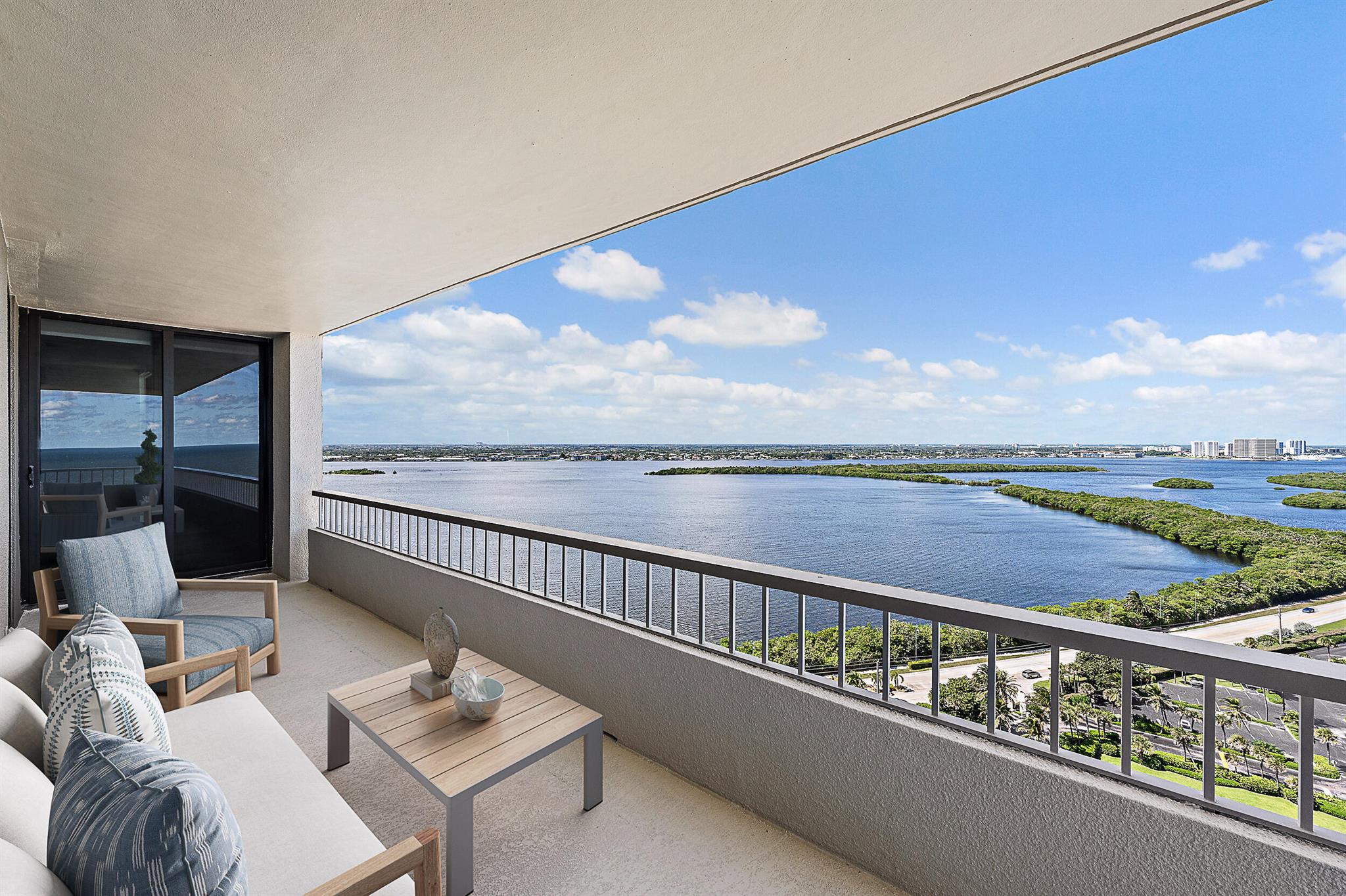 5510 N Ocean Drive 23c